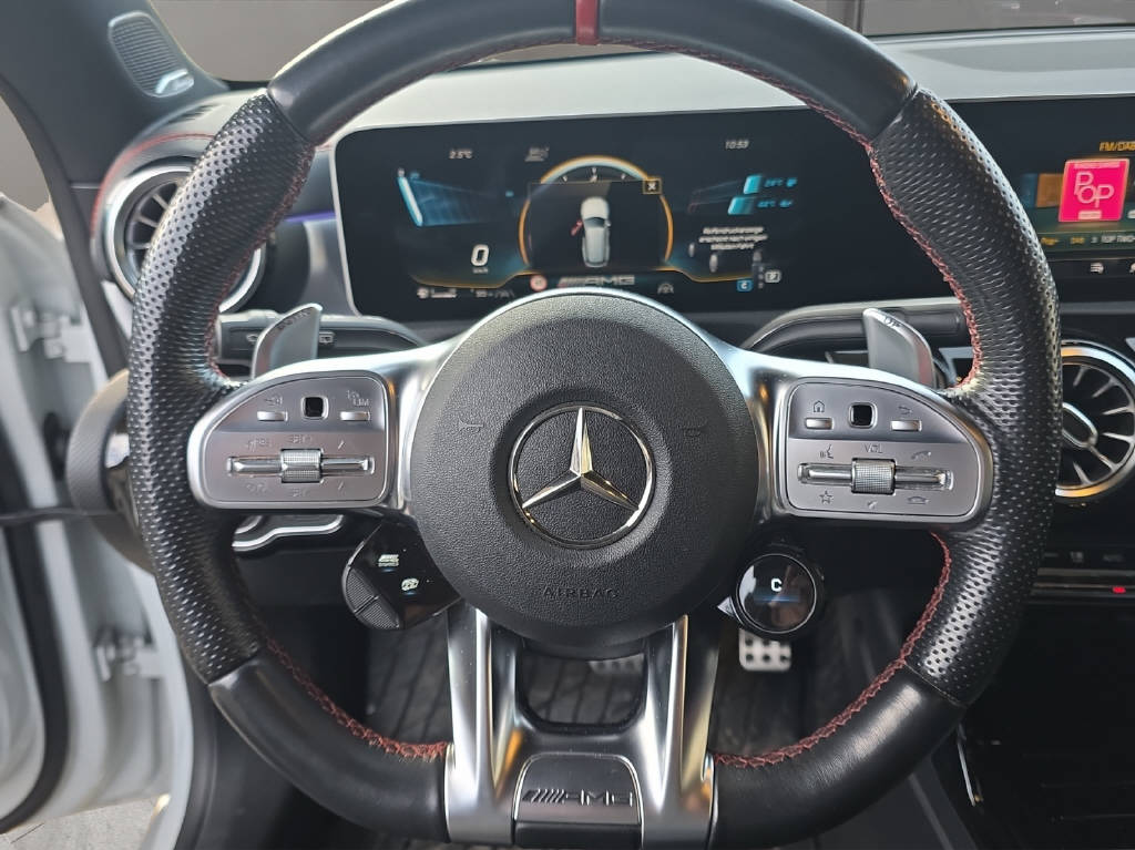 MERCEDES-BENZ CLA 45 S AMG 4matic+ Shooting Brake-image-8