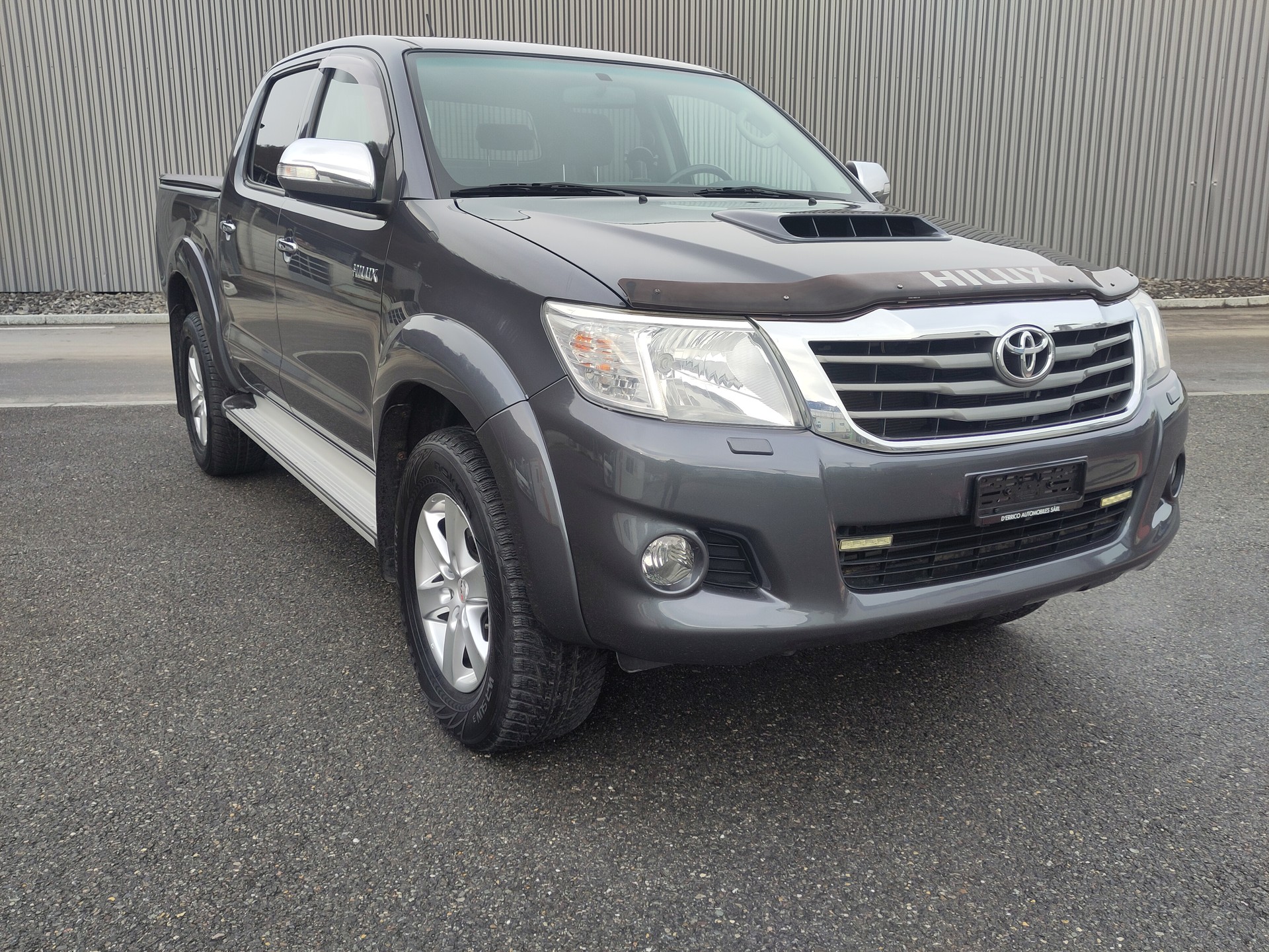 TOYOTA Hilux 3.0 DoubleCab LineaSol