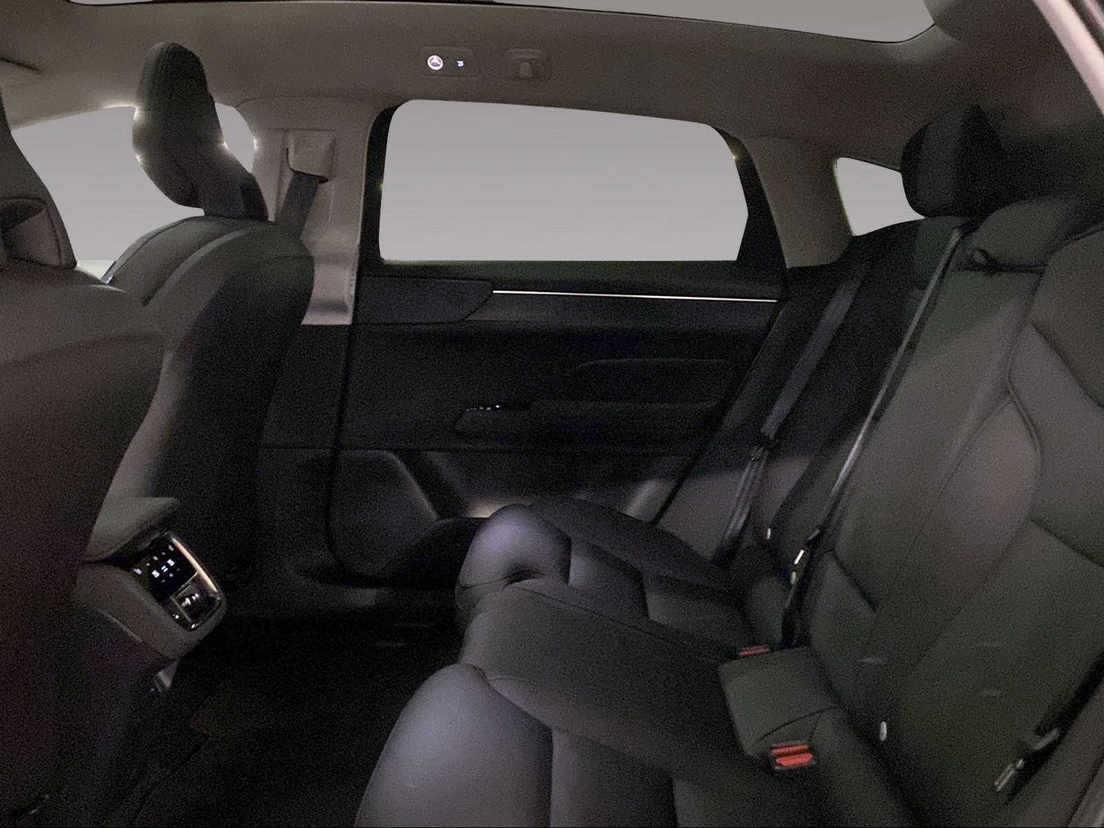 VOLVO ES90 Core-image-9