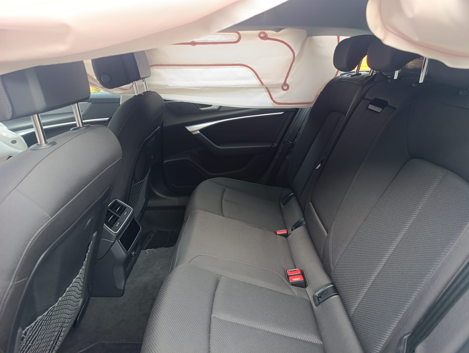 AUDI A6 Avant 40 TDI Attraction quattro S-tronic-image-8