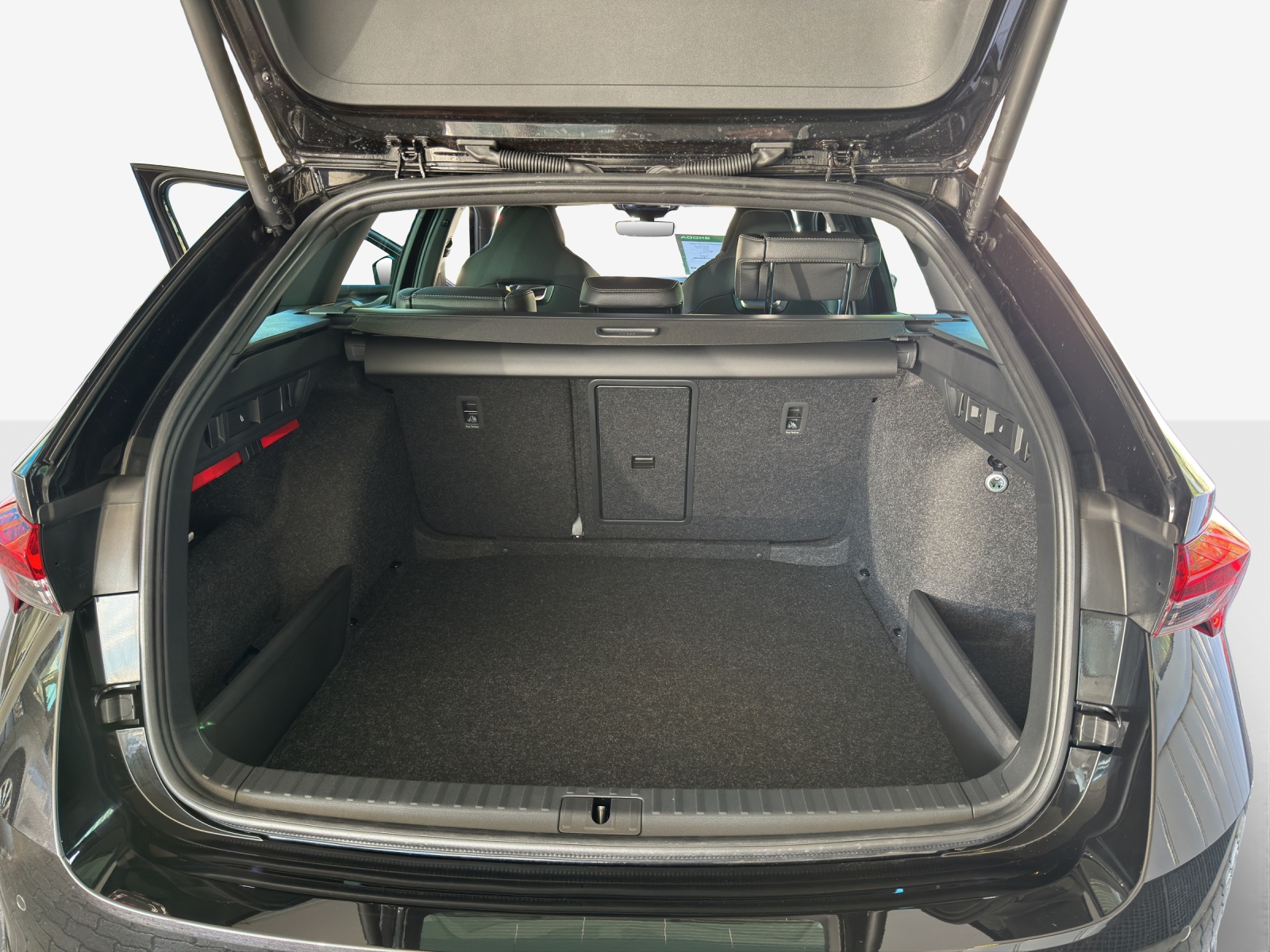 SKODA Octavia Combi 2.0 TSI DSG Sport Line 4x4-image-12