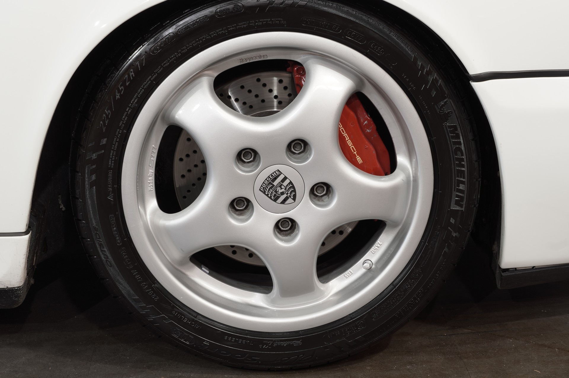 PORSCHE 911 Carrera 2 RS-image-13
