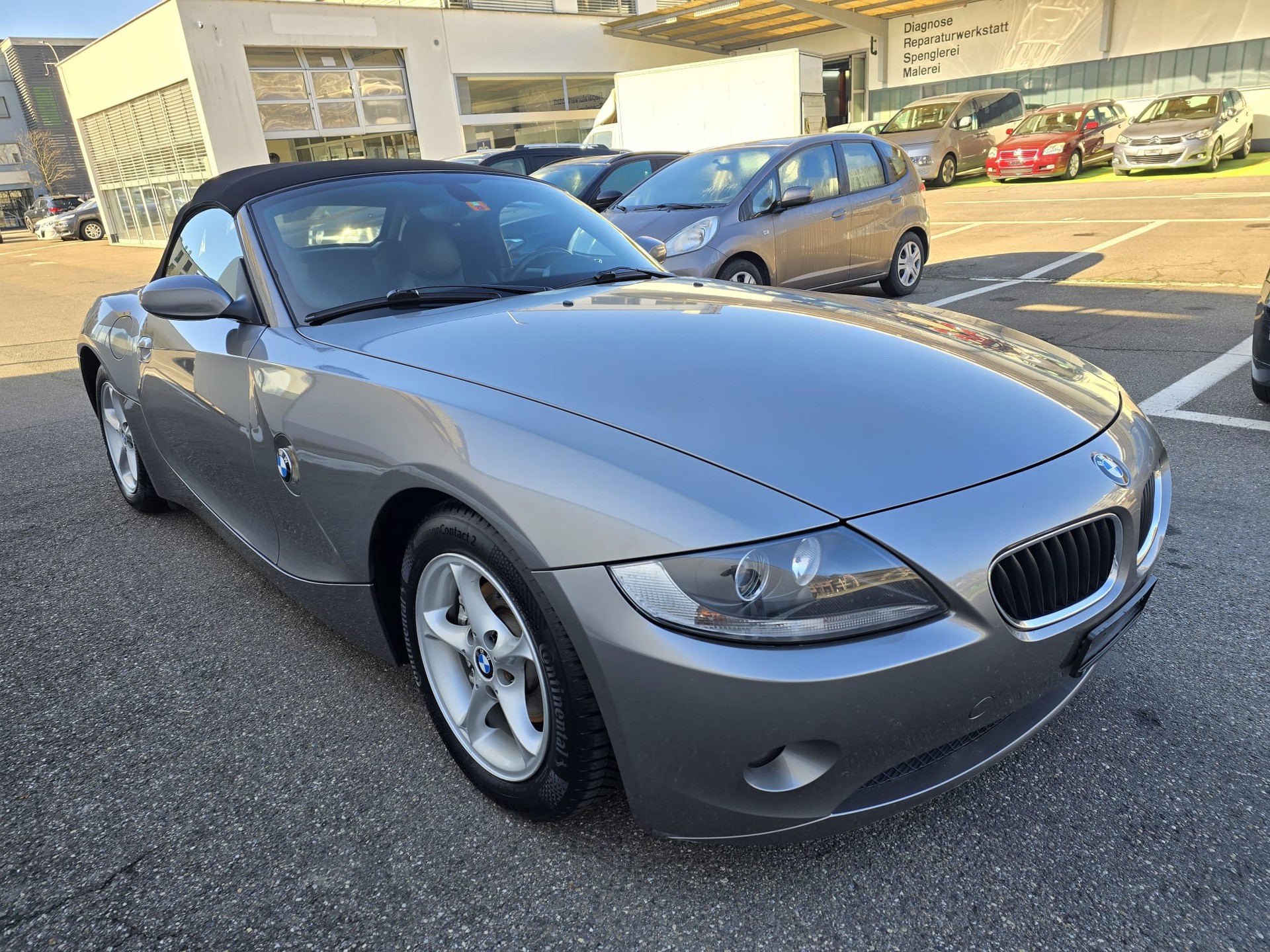 BMW Z4 2.2i Roadster-image-2