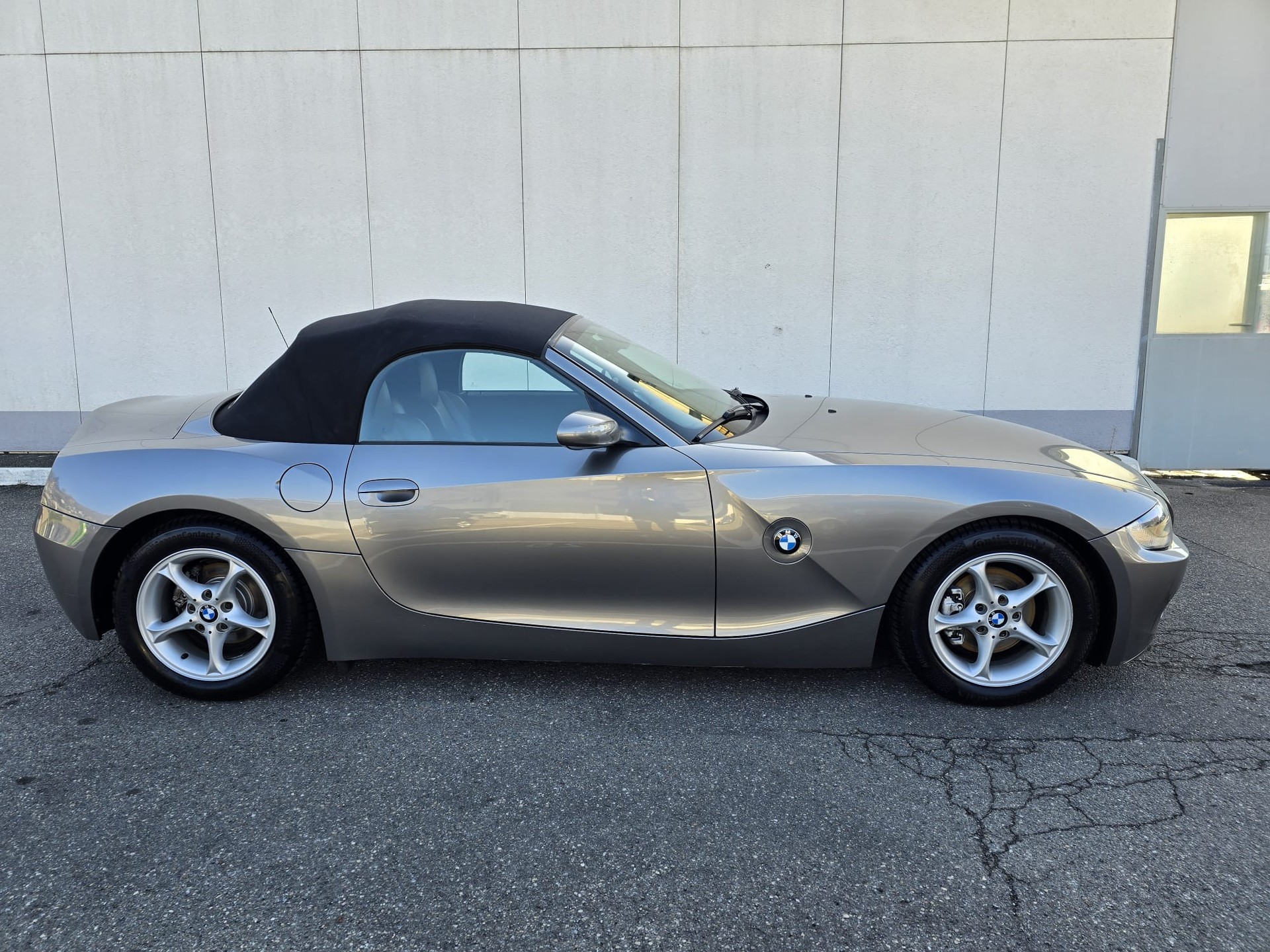 BMW Z4 2.2i Roadster-image-7