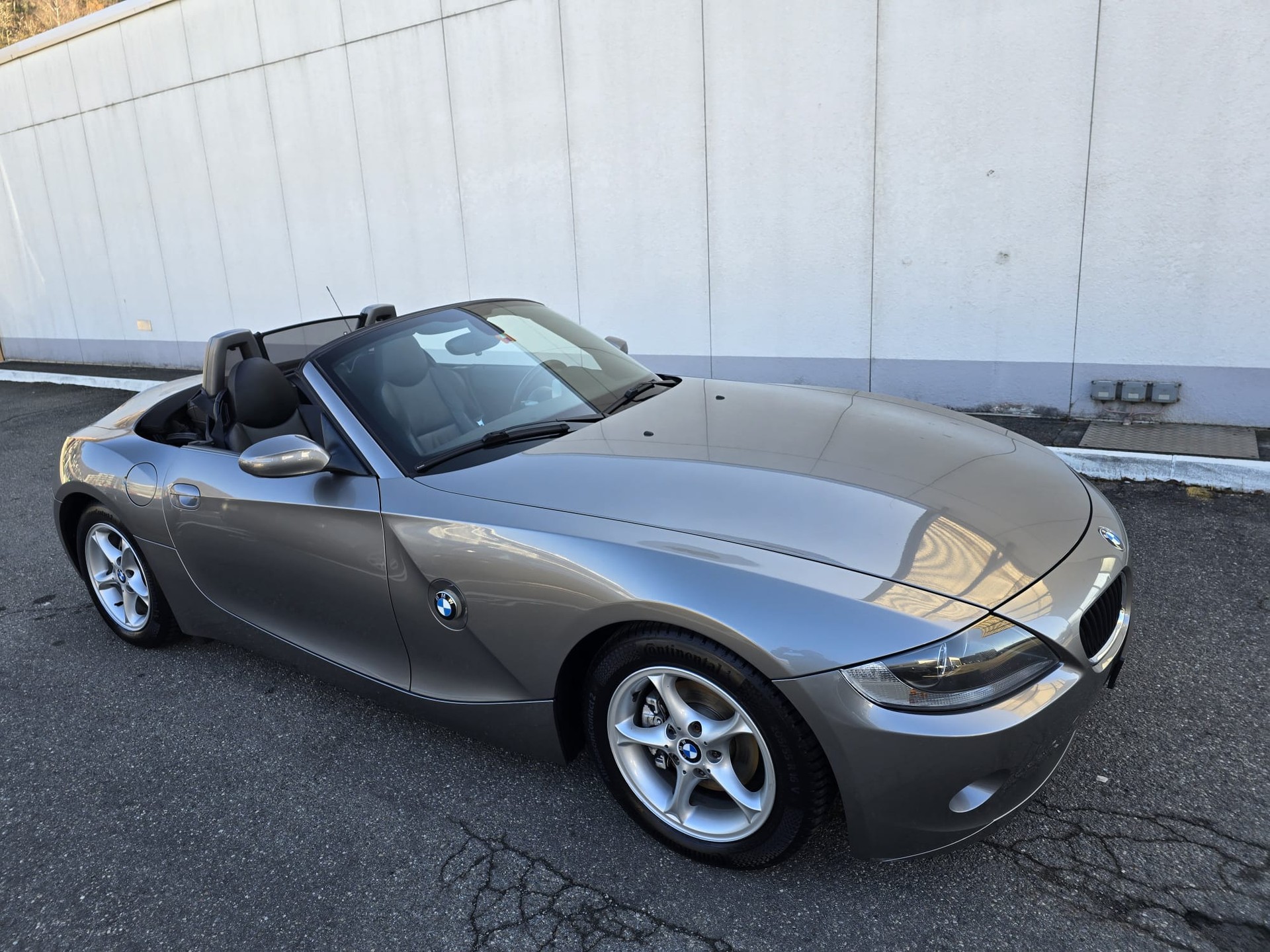 BMW Z4 2.2i Roadster-image-8