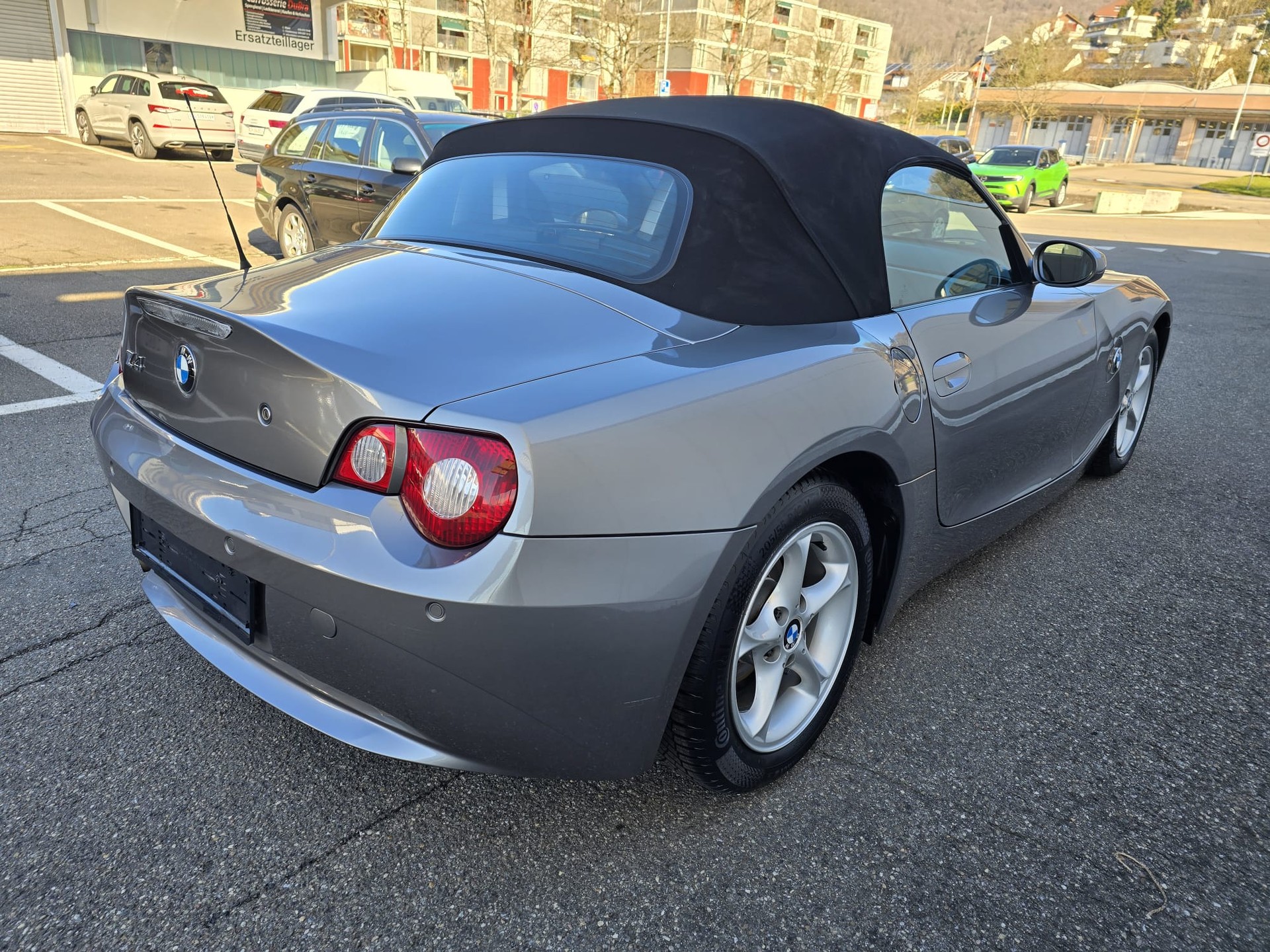 BMW Z4 2.2i Roadster-image-4