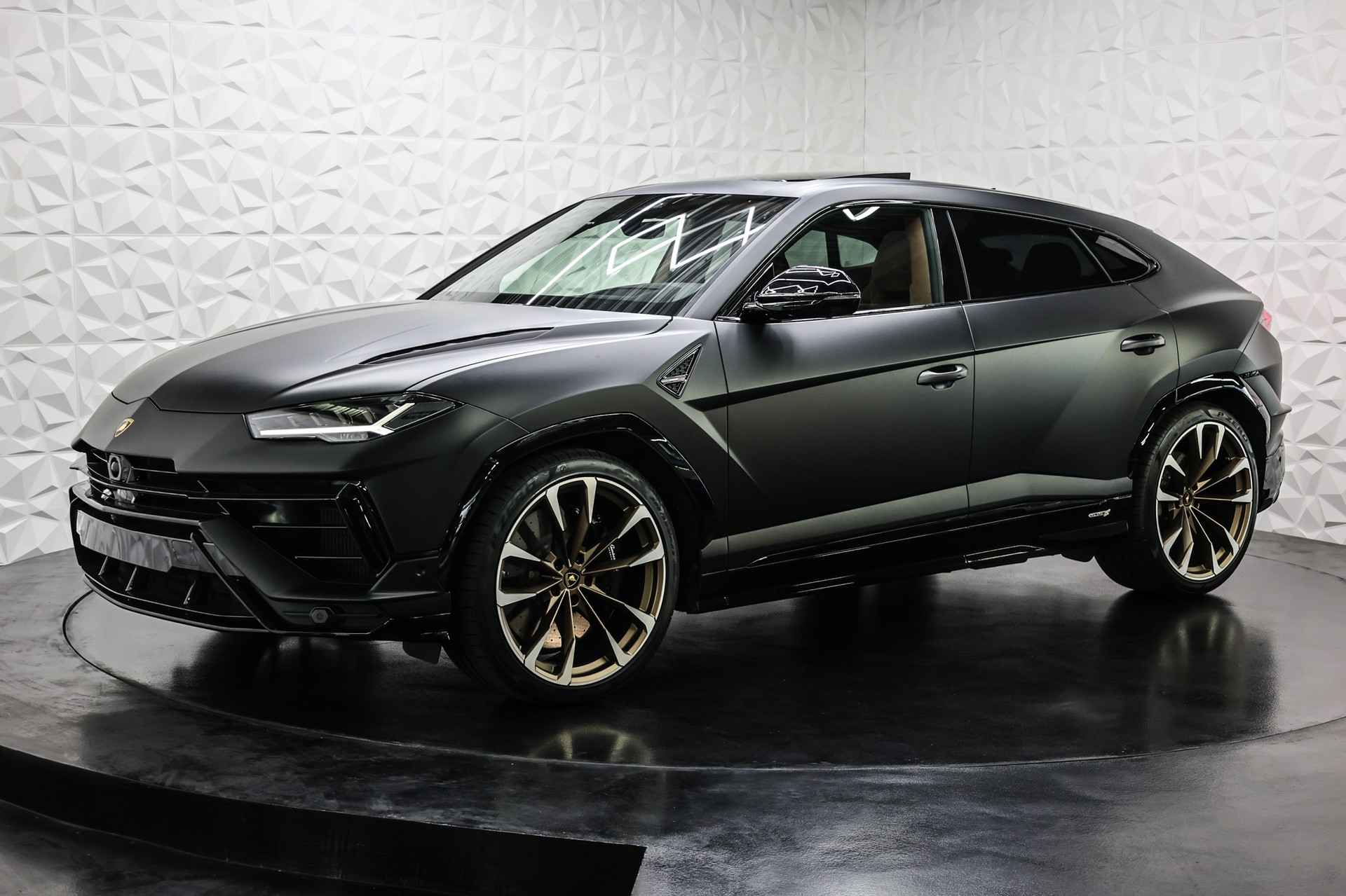 LAMBORGHINI Urus 4.0 S-image-13