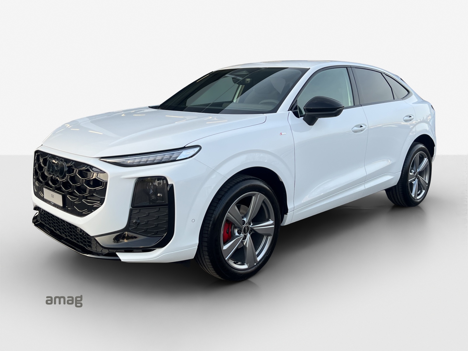 AUDI Q3 Sportback 110 kW TFSI S tronic-image-0
