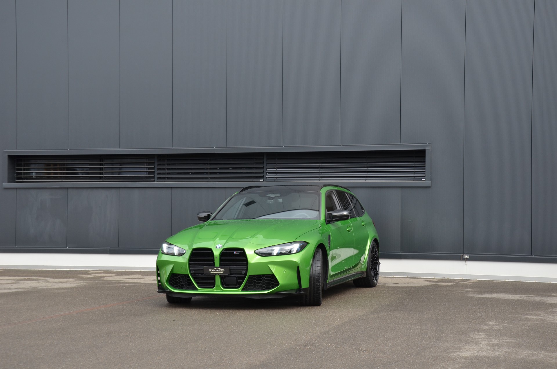 BMW M3 Touring xDrive Competition M-image-4