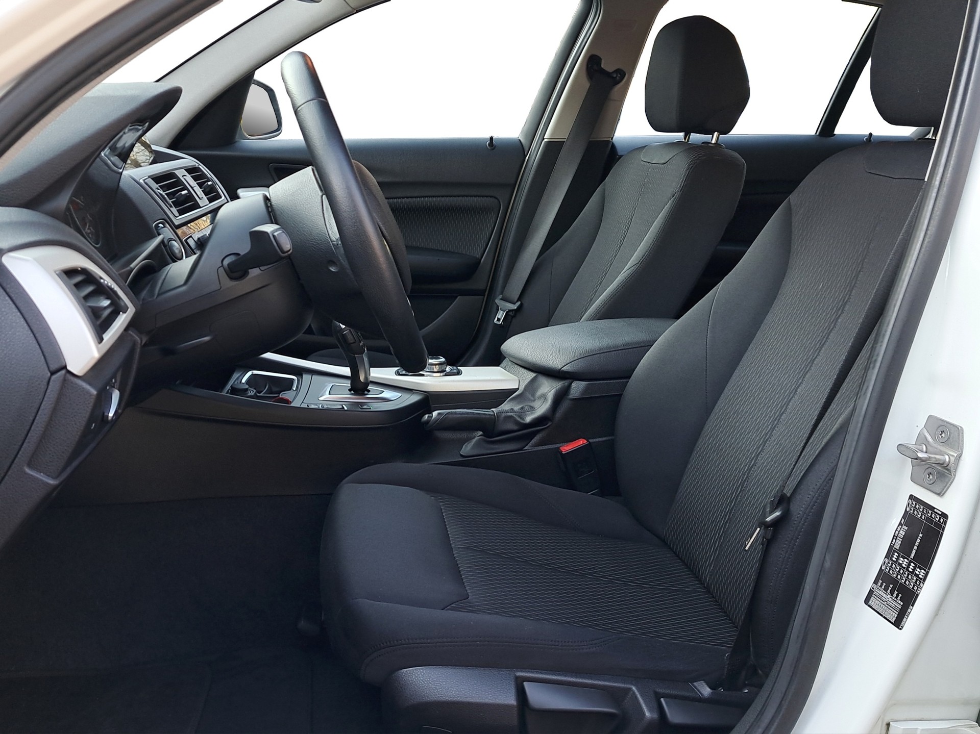 BMW 116d Steptronic-image-6