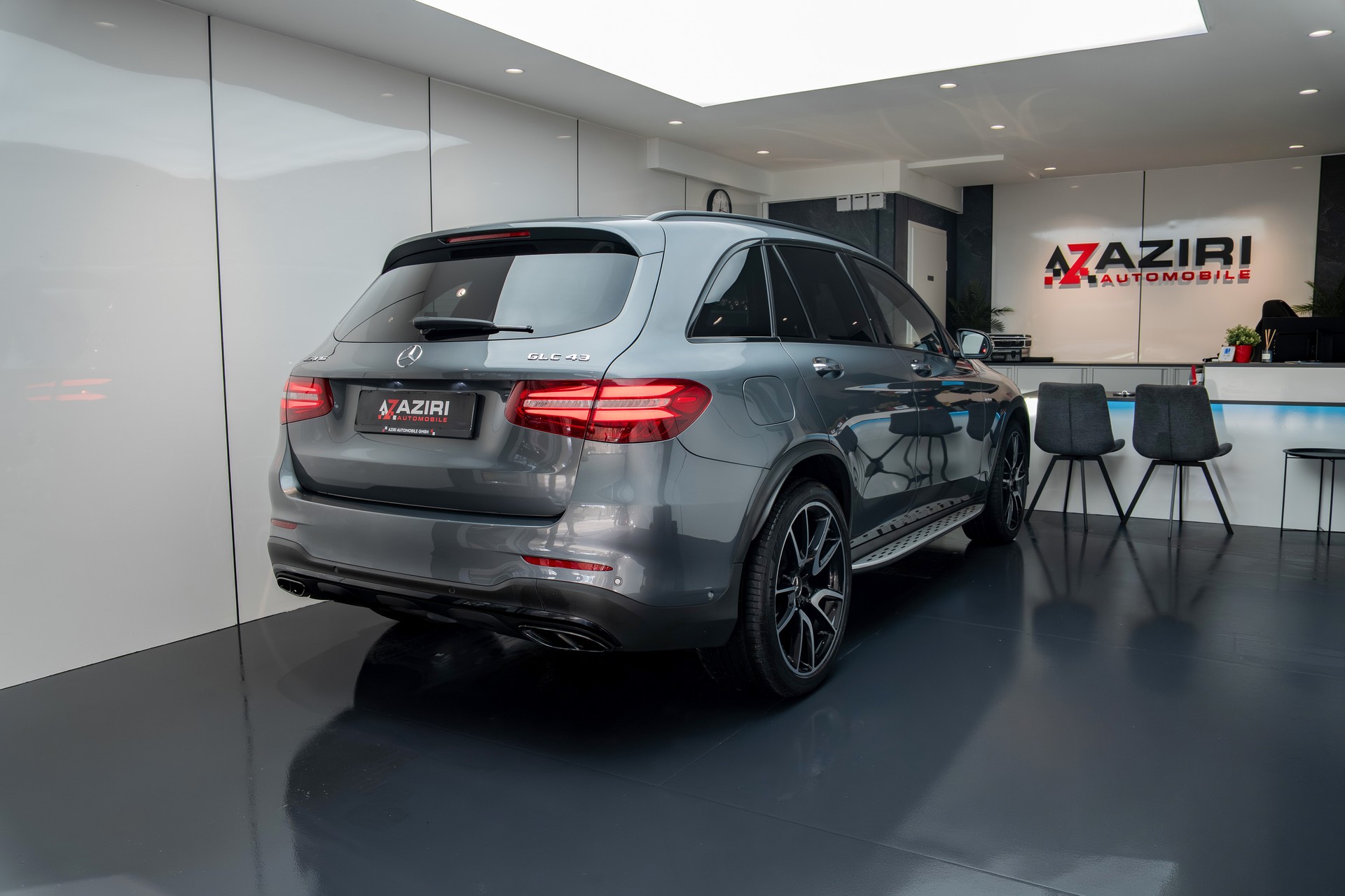 MERCEDES-BENZ GLC 43 AMG 4Matic 9G-Tronic-image-4