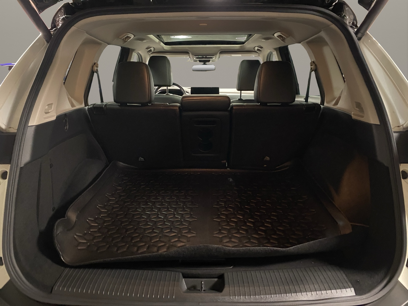 NISSAN X-TRAIL 1.5 VC-T Tekna+ e-4-image-4