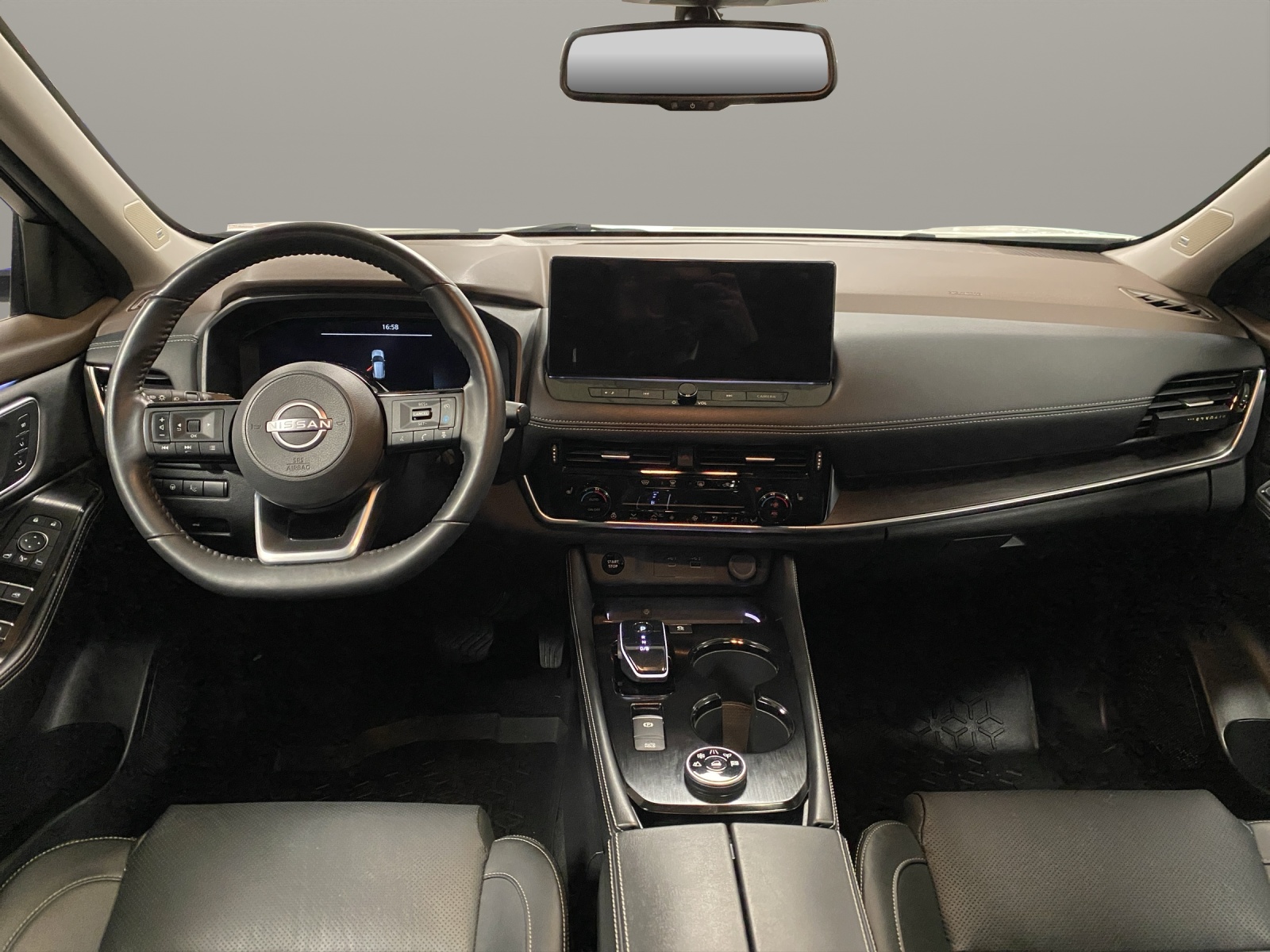 NISSAN X-TRAIL 1.5 VC-T Tekna+ e-4-image-9