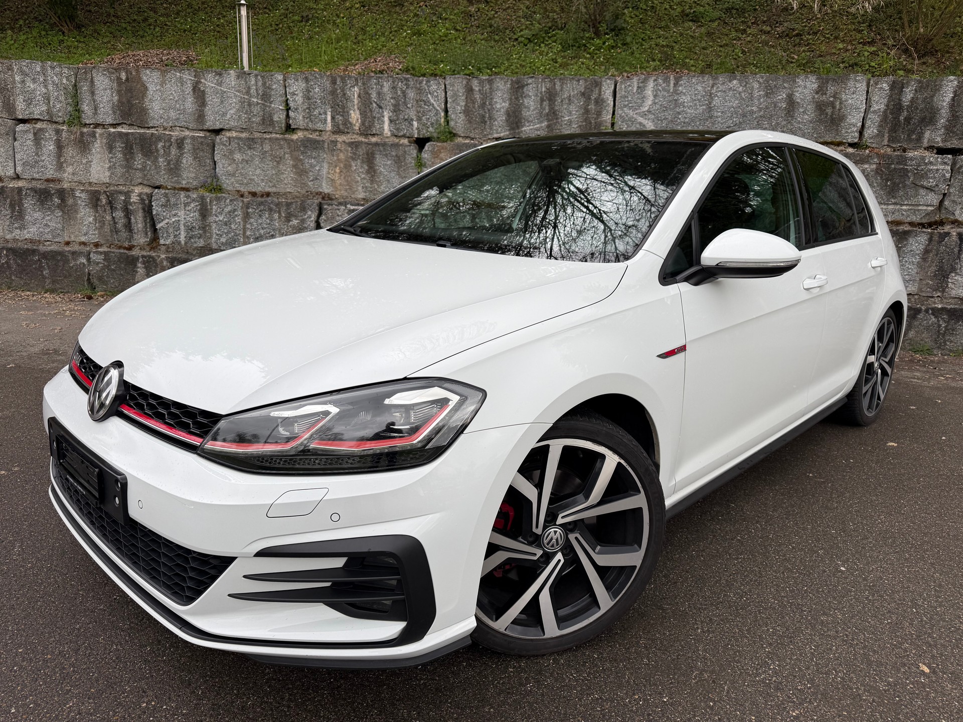 VW Golf 2.0 TSI GTI DSG-image-0