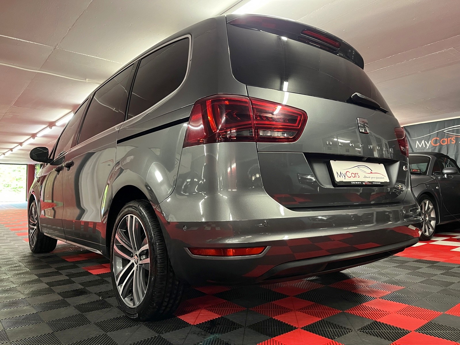 SEAT Alhambra 1.4 TSI FR Line DSG-image-8