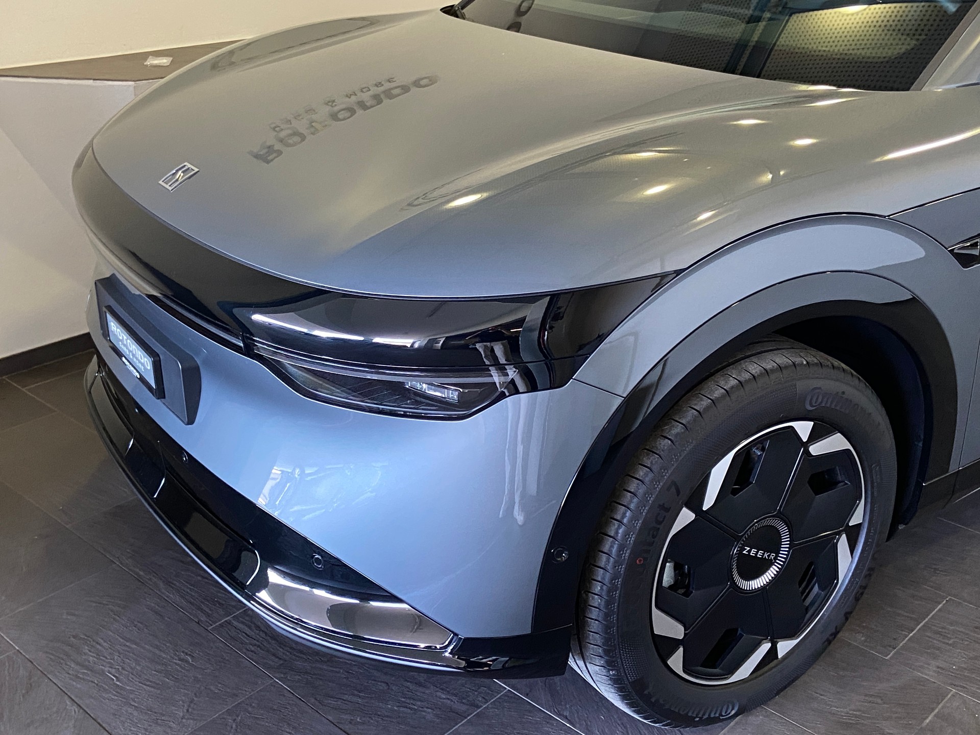 ZEEKR 7X 71kWh Core RWD-image-2