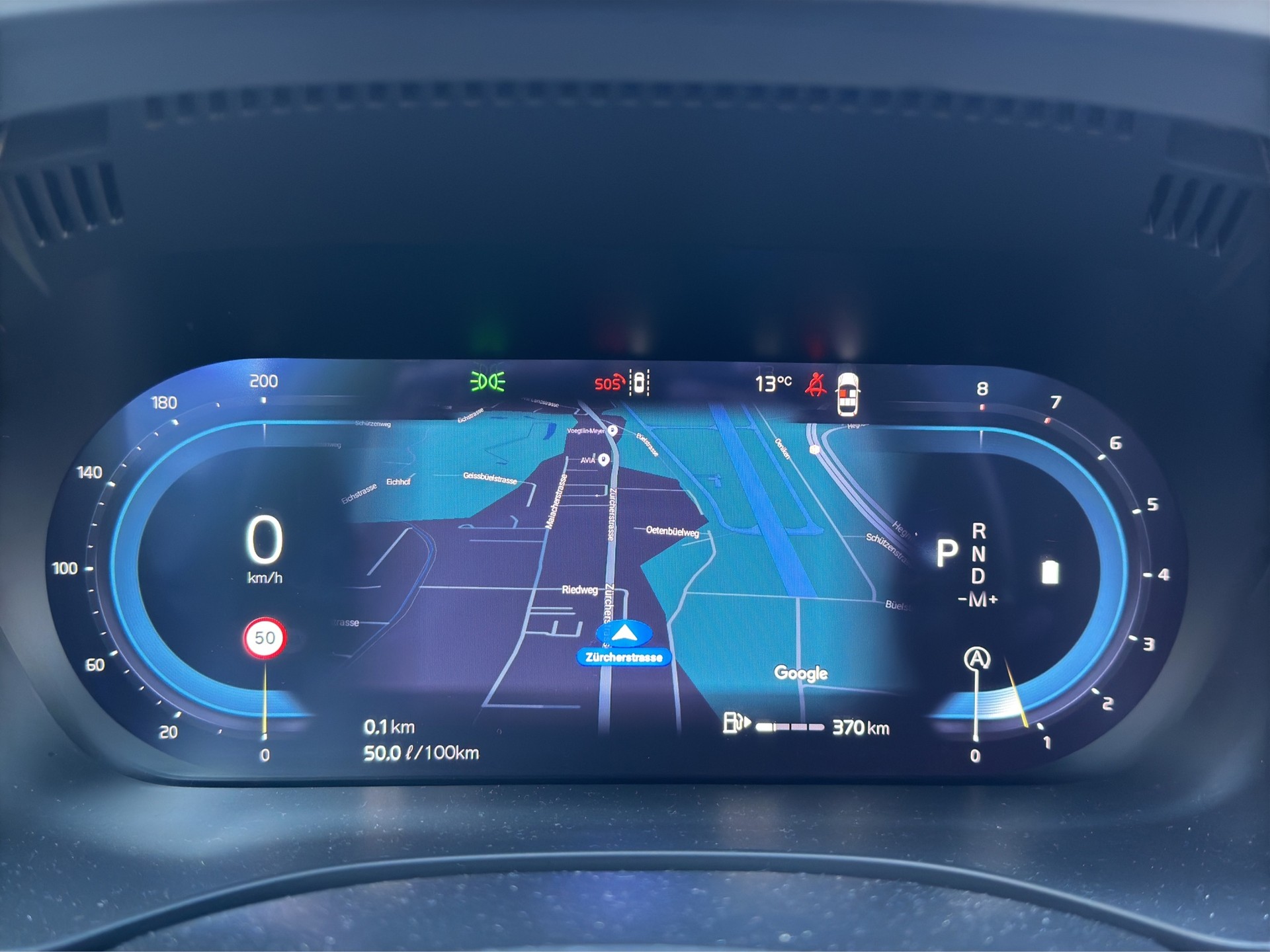 VOLVO XC60 B5 AWD Plus Dark Geartronic-image-11