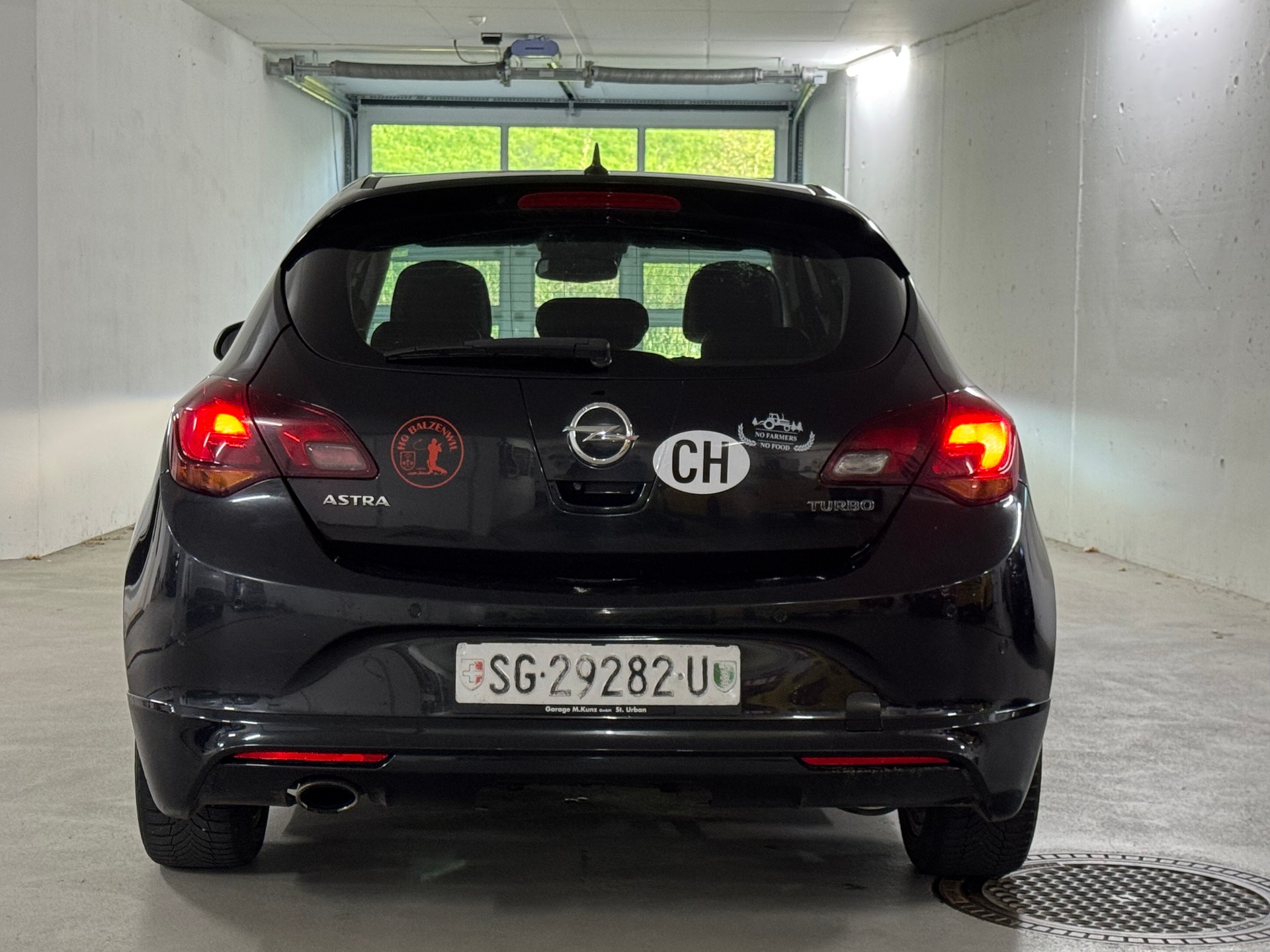 OPEL Astra 1.6i 16V Turbo Sport Automatic OPC-Line-image-6