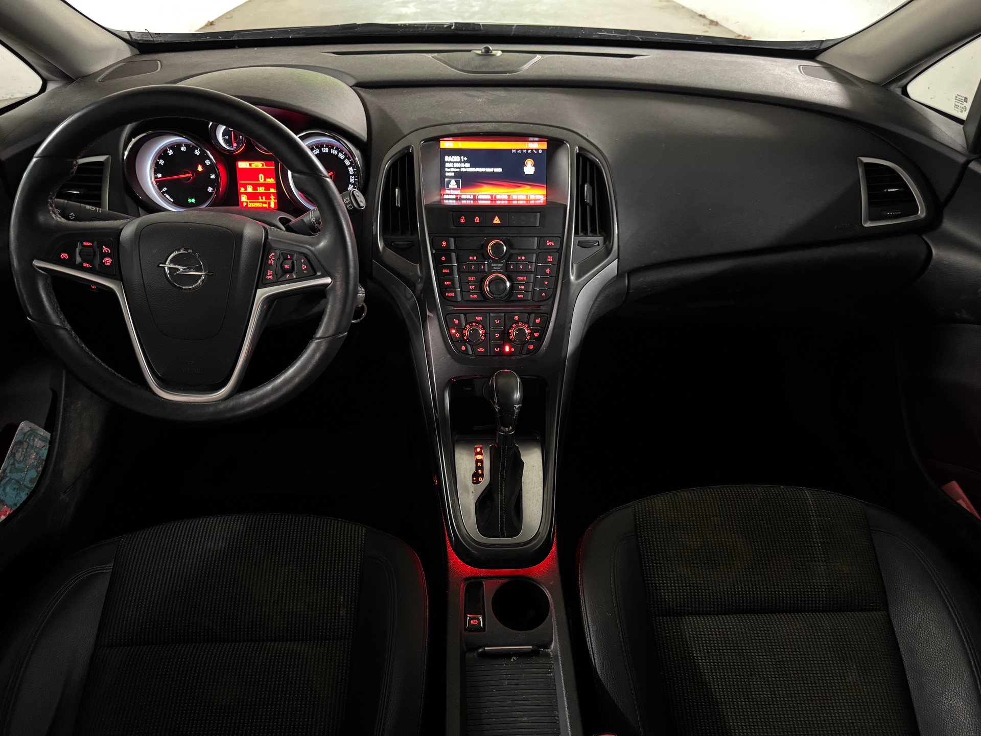 OPEL Astra 1.6i 16V Turbo Sport Automatic OPC-Line-image-9