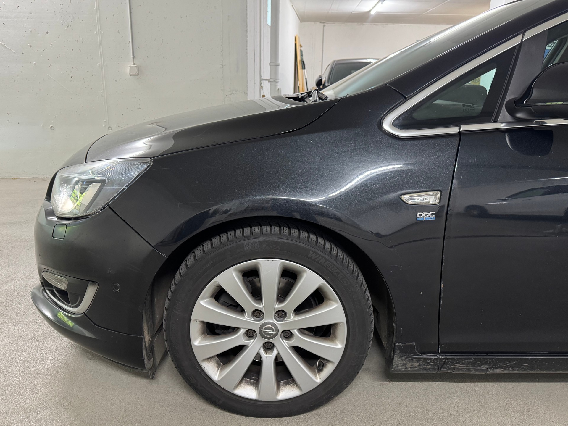 OPEL Astra 1.6i 16V Turbo Sport Automatic OPC-Line-image-4