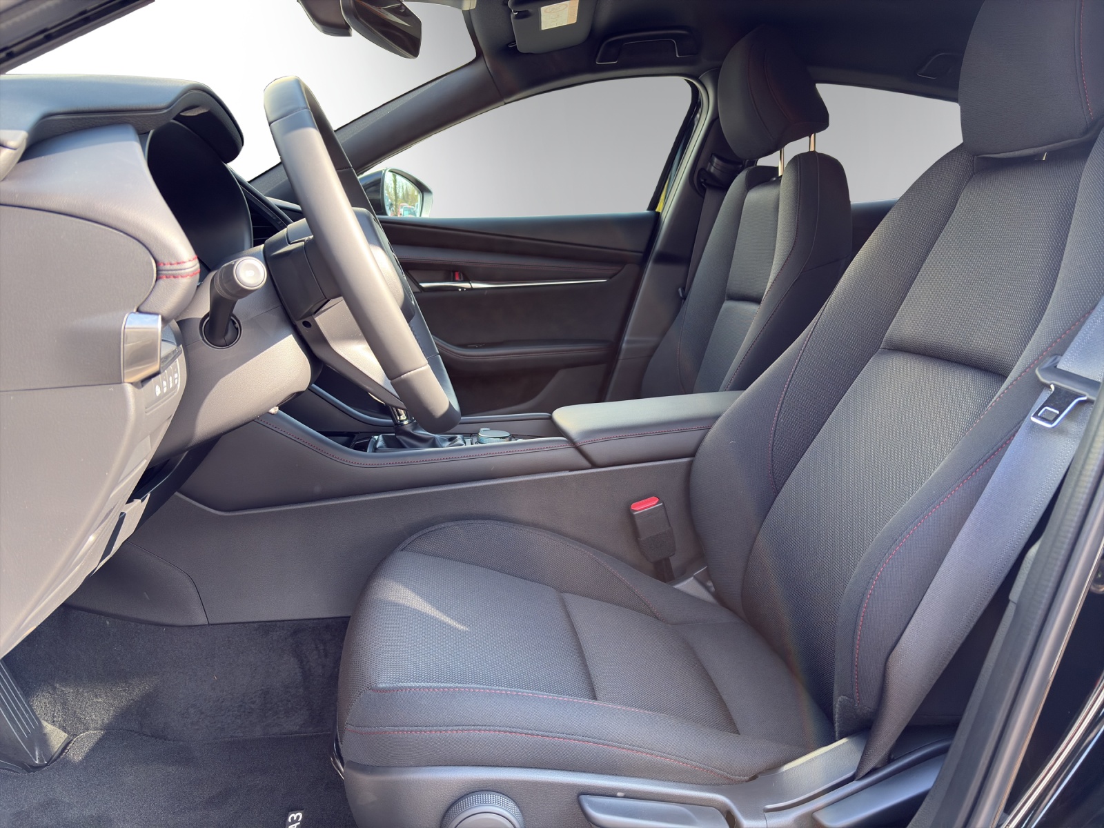 MAZDA 3 Hatchback SKYACTIV-G M Hybrid 140 Homura Automat-image-3