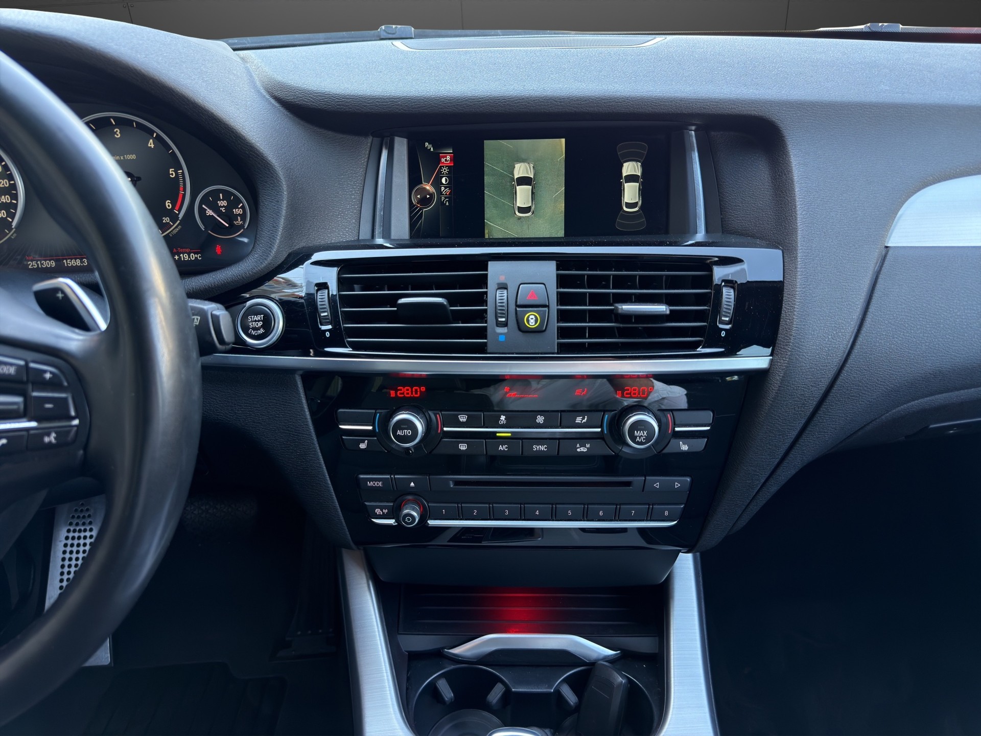 BMW X4 xDrive 35d M Sport Steptronic-image-13