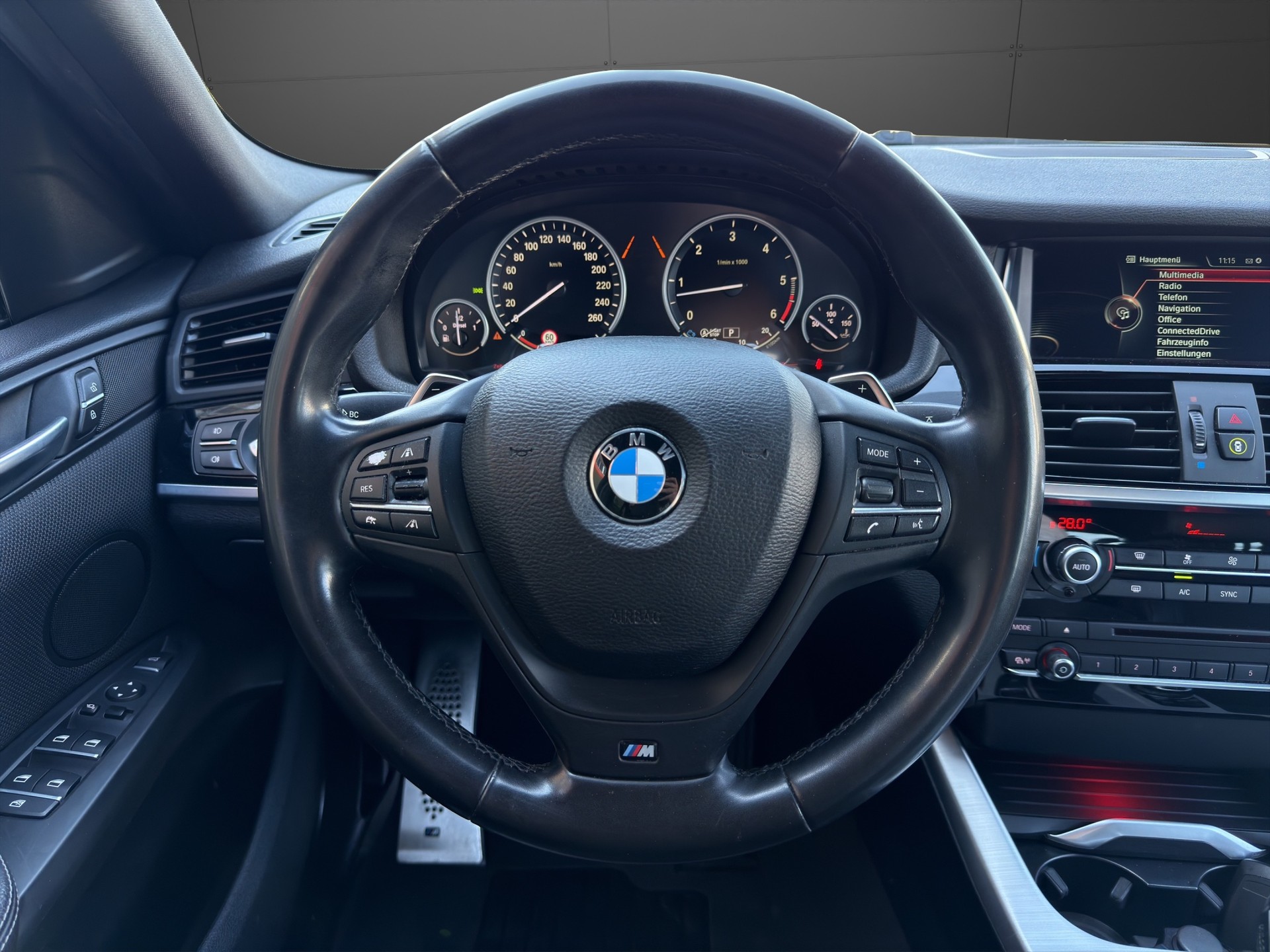 BMW X4 xDrive 35d M Sport Steptronic-image-15