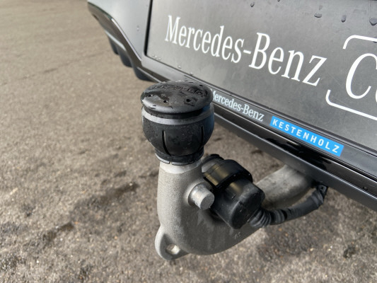 MERCEDES-BENZ EQA 350 4M Excellence-image-6