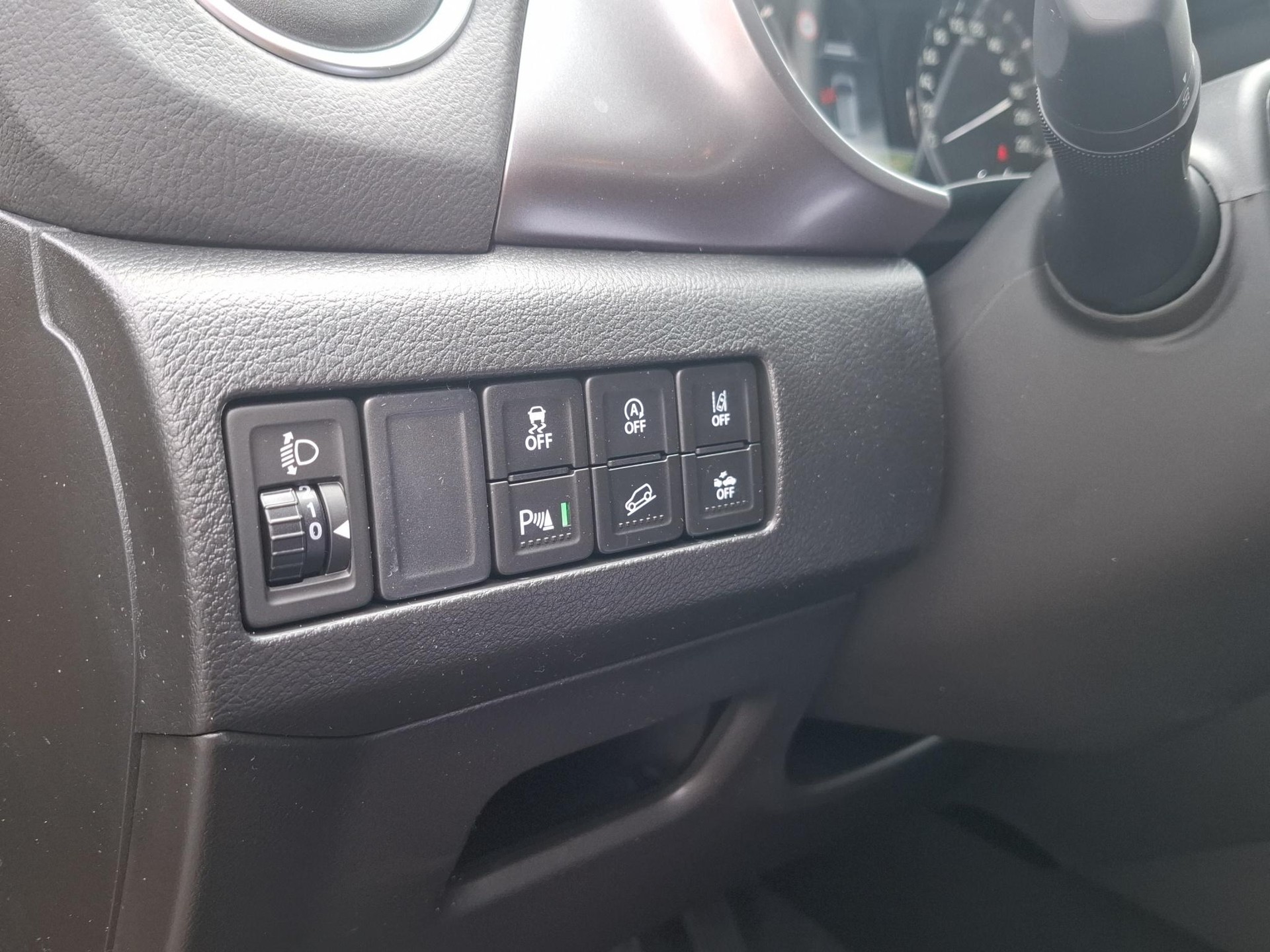 SUZUKI Vitara 1.4 T Sakura Hybrid 4x4-image-12