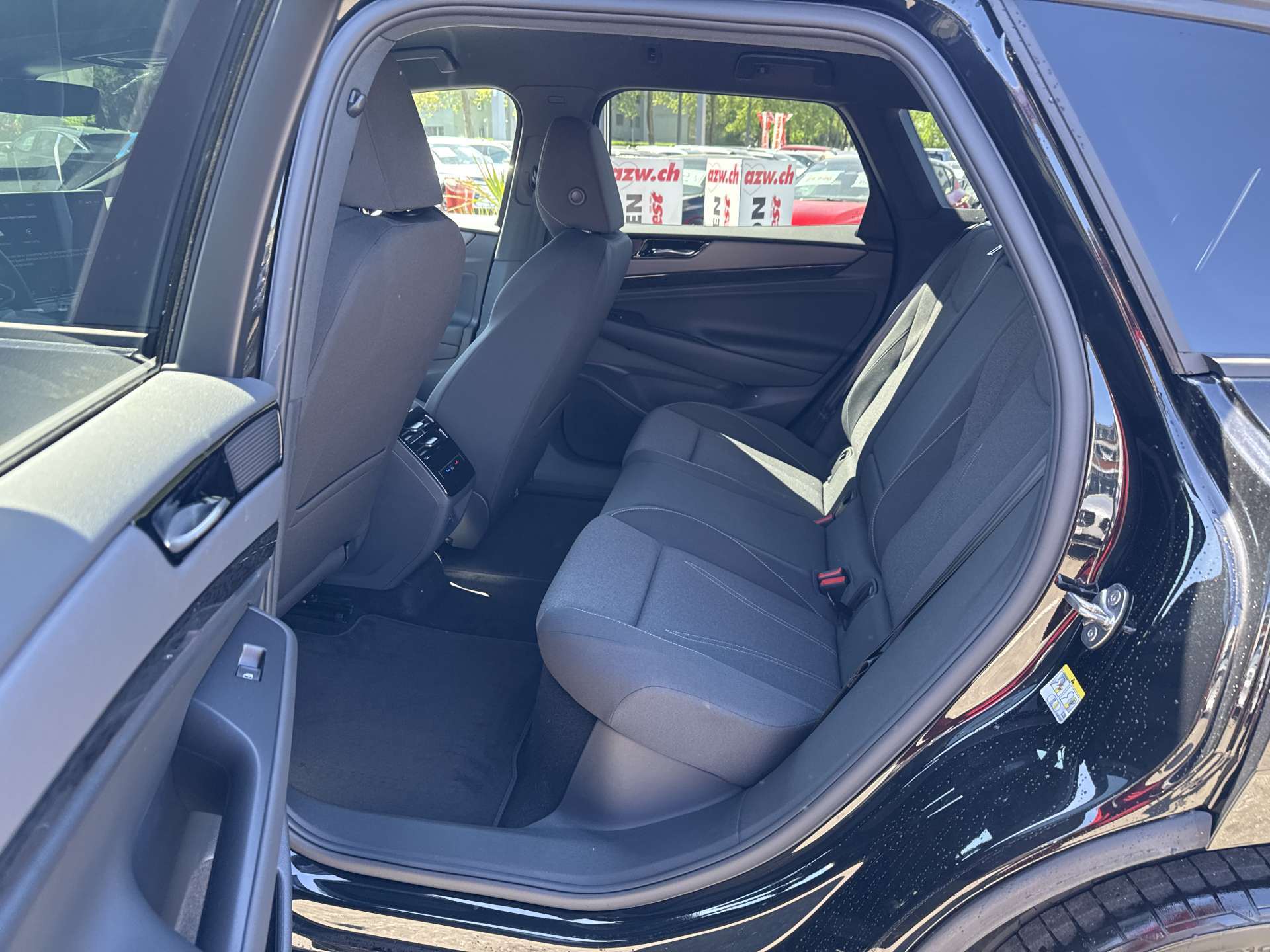 VW ID.7 Tourer Limited Edition 77kWh 285PS Automat-image-5