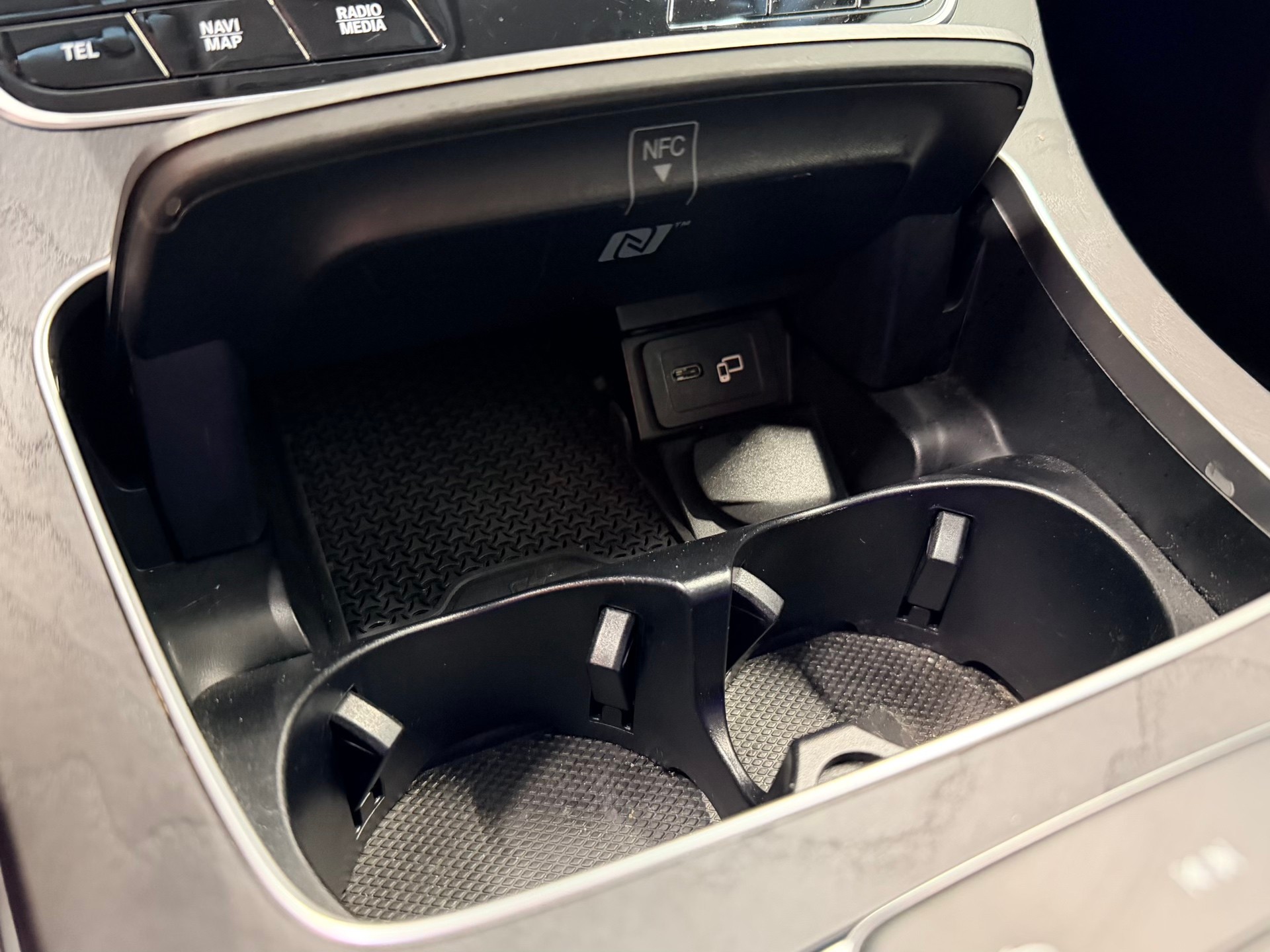 MERCEDES-BENZ E 450 All-Terrain 4Matic Exclusive 9G-Tronic-image-24
