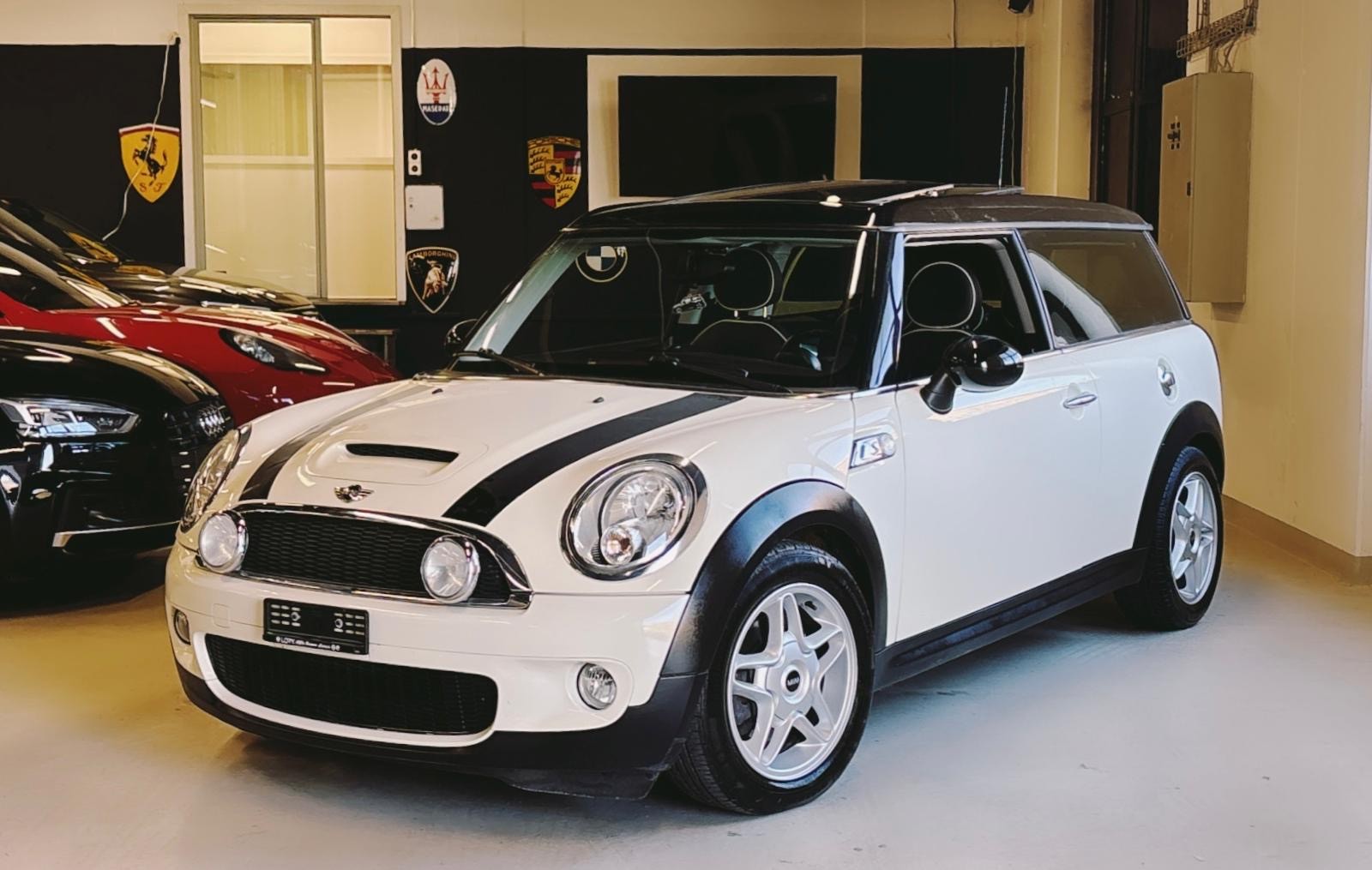 MINI Clubman Cooper S Steptronic-image-4