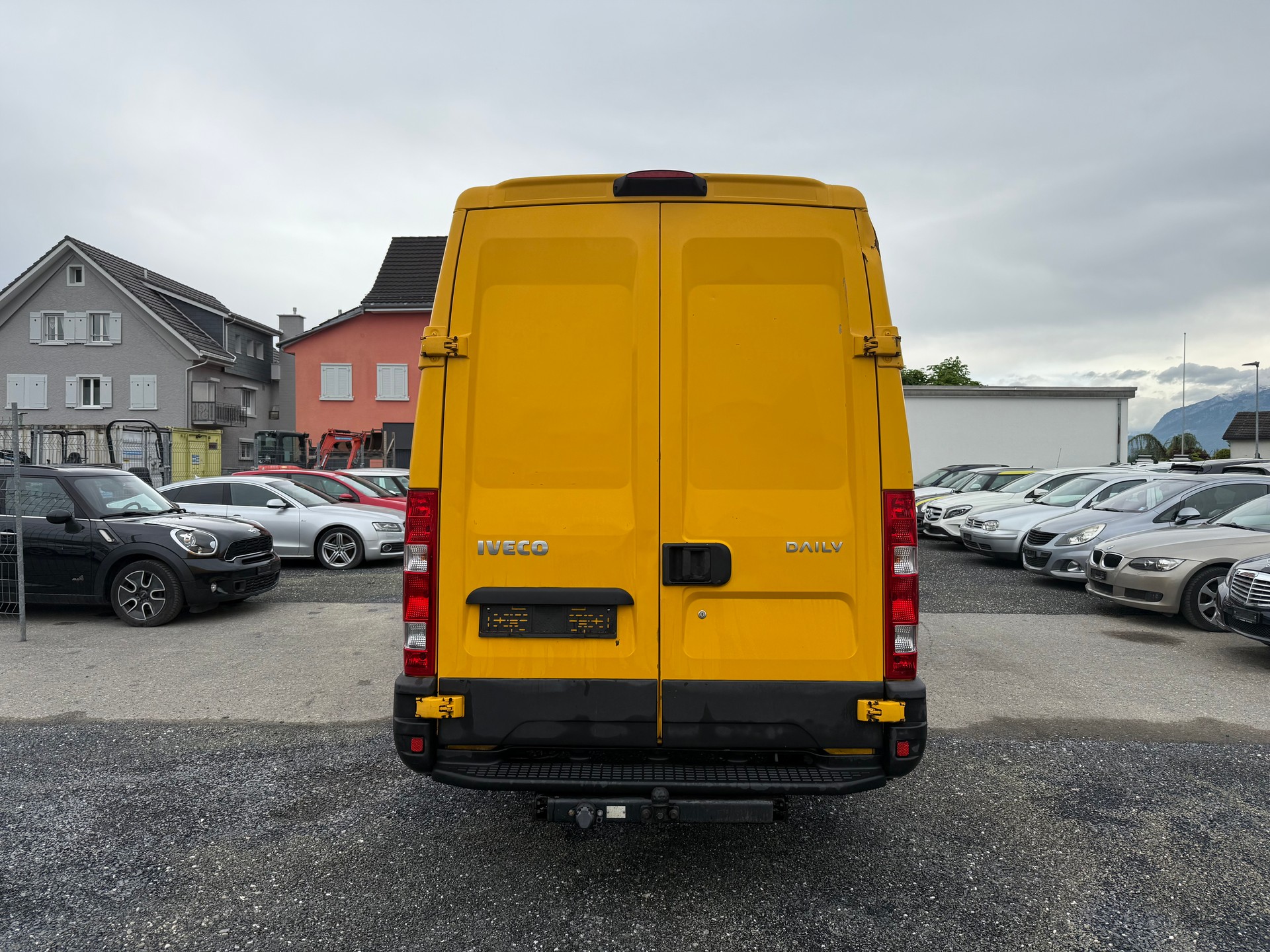 IVECO 35 S 13 V Anhängelast 3500 kg-image-4