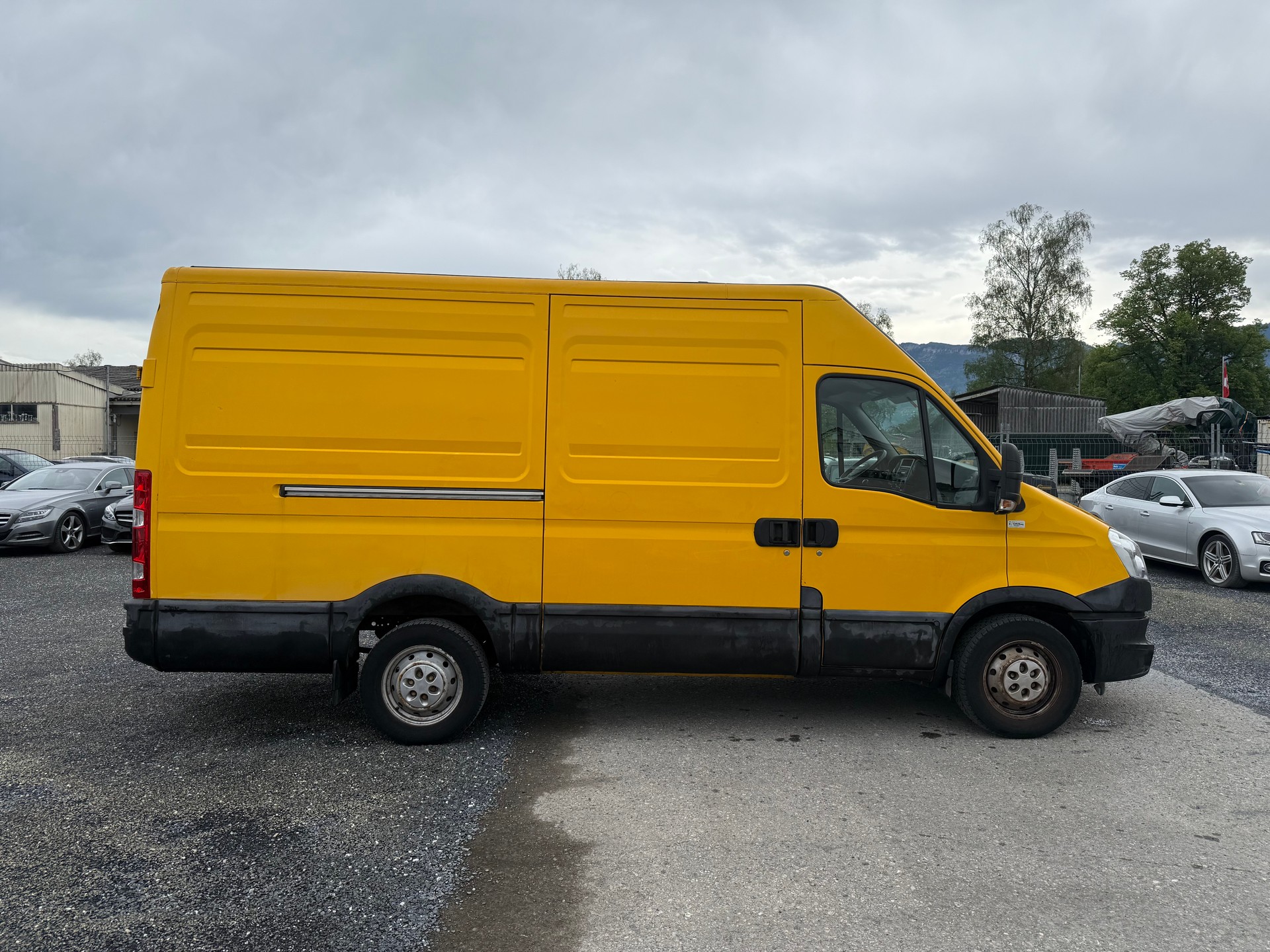 IVECO 35 S 13 V Anhängelast 3500 kg-image-6