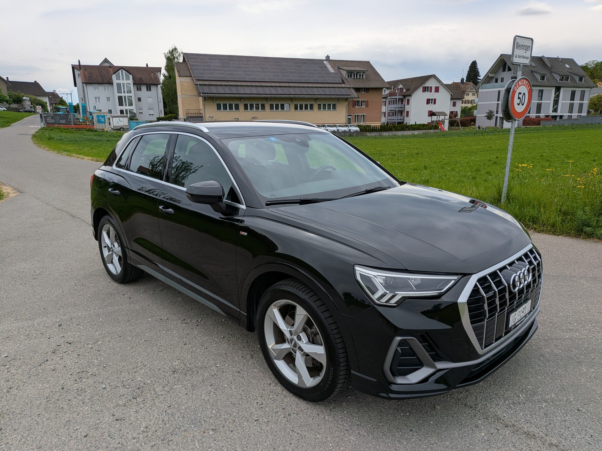 AUDI Q3 45 TFSI S line quattro S-tronic-showroom-element-1