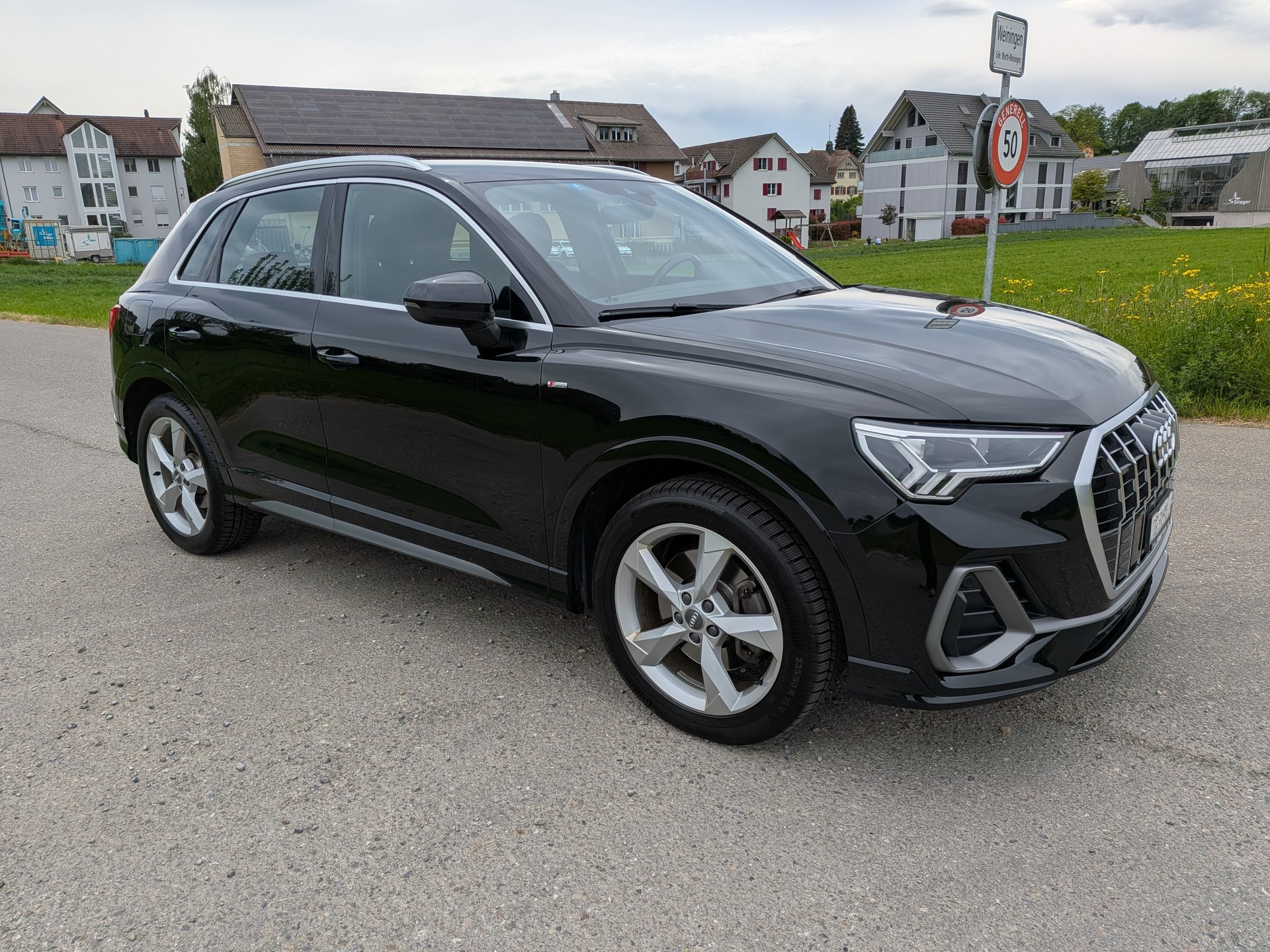 AUDI Q3 45 TFSI S line quattro S-tronic-image-5