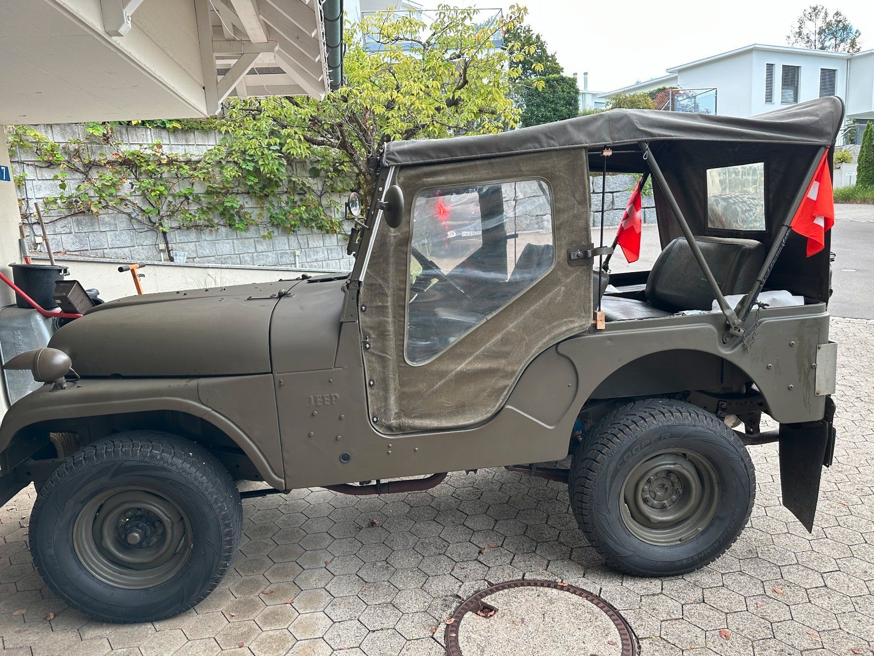 JEEP KaiserJeep CJ-5 (1970) Veteran–Zustand "Sehr Gut“ Militärgrün-image-2
