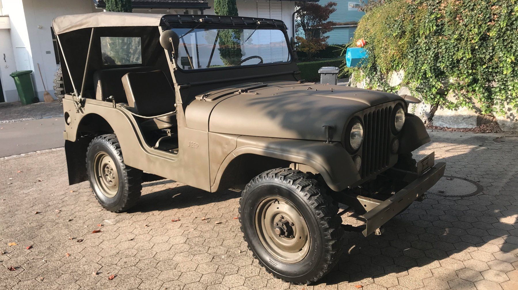 JEEP KaiserJeep CJ-5 (1970) Veteran–Zustand "Sehr Gut“ Militärgrün-image-4
