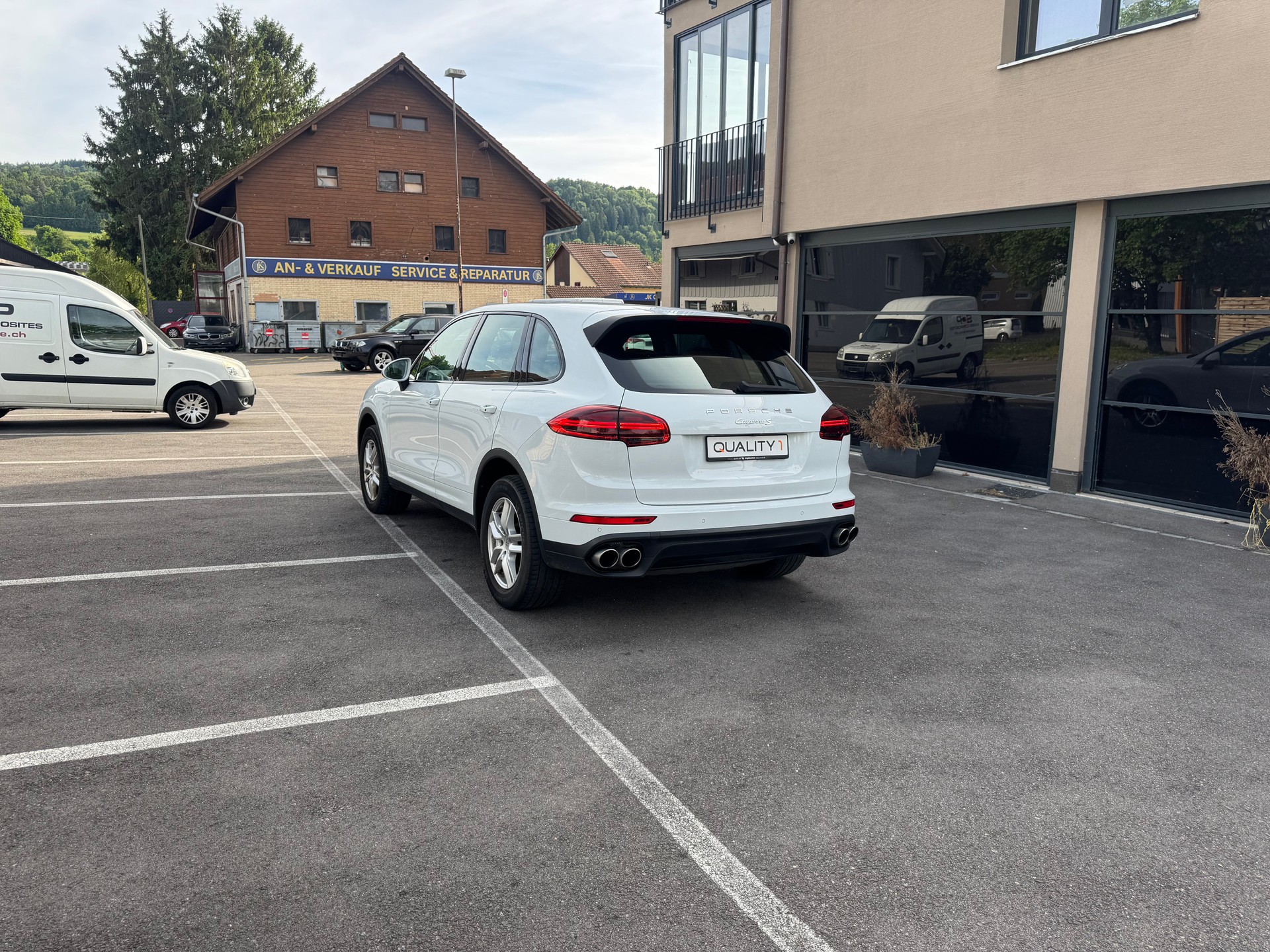 PORSCHE Cayenne S-image-6