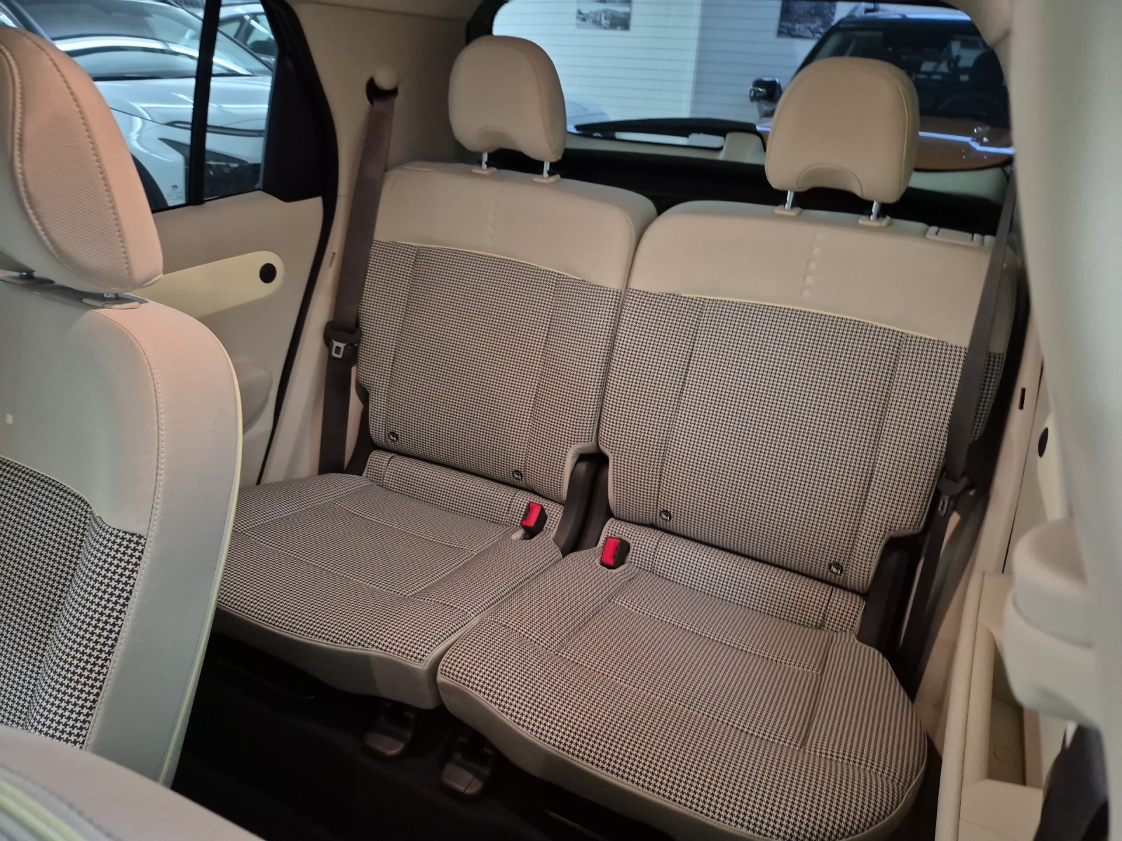 HYUNDAI Inster Electric Amplia-image-6