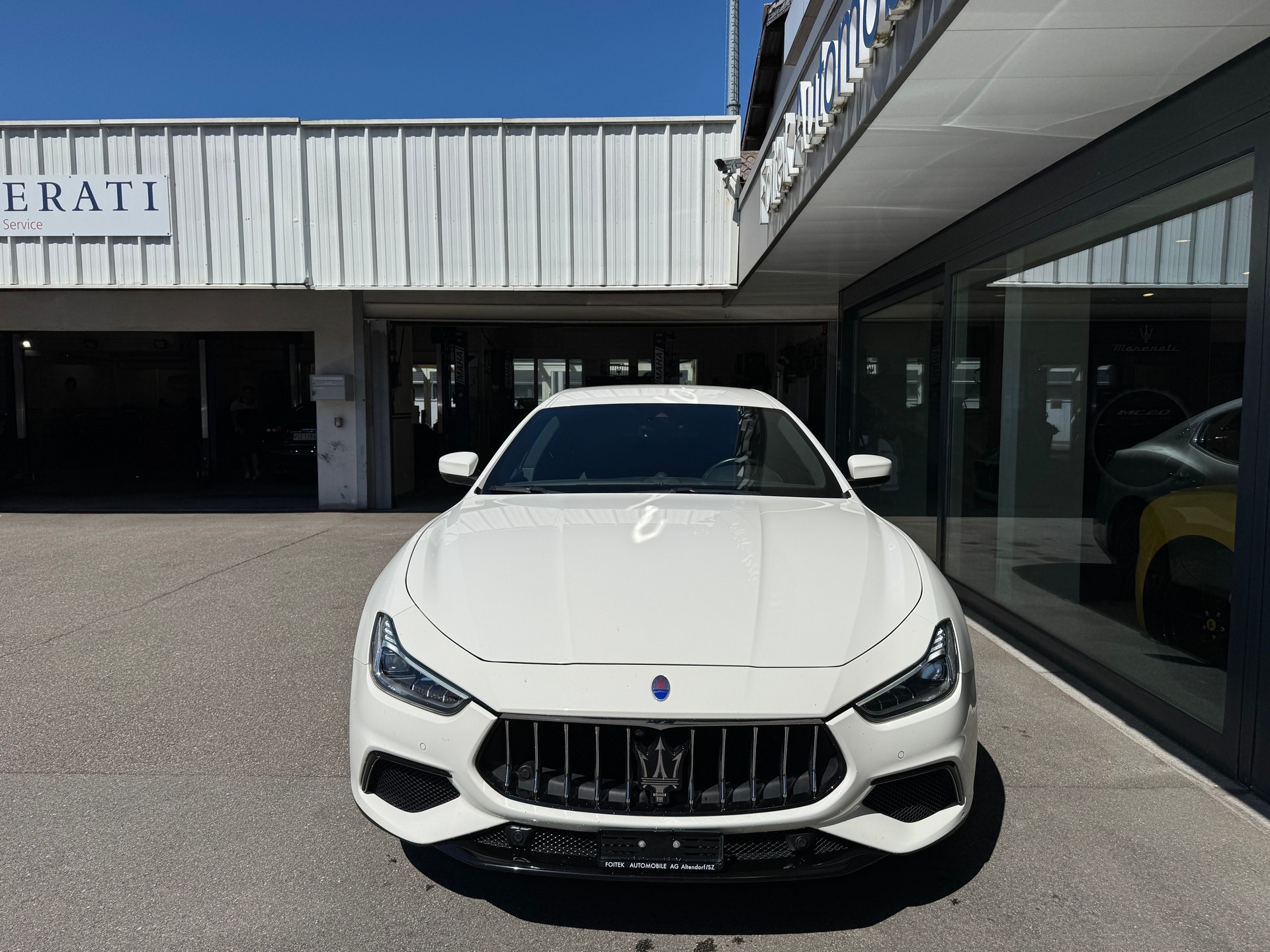 MASERATI Ghibli S Q4 3.0 GranSport-image-11