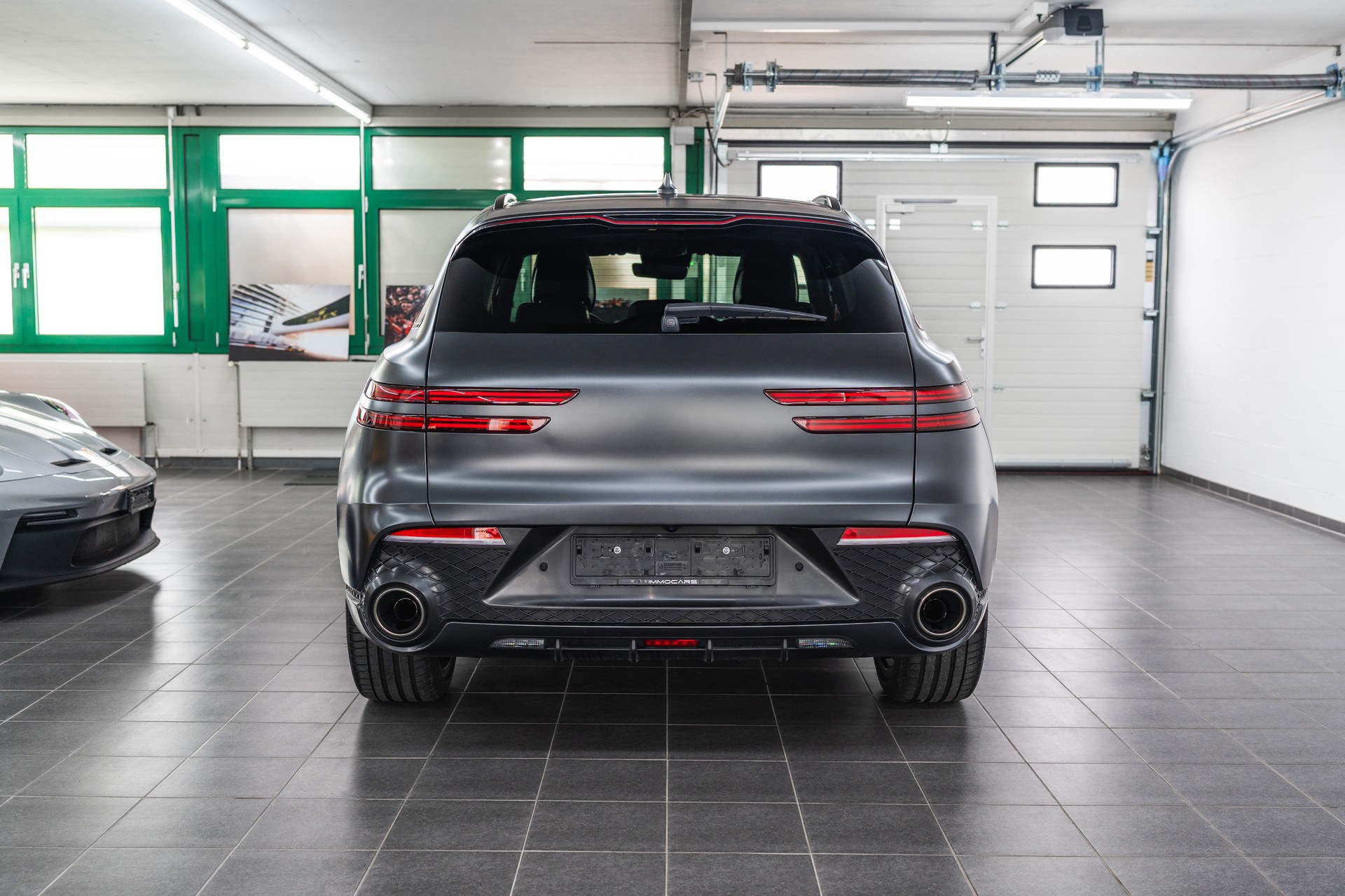 GENESIS GV70 2.5 TGDI Sport AT8 AWD-image-5