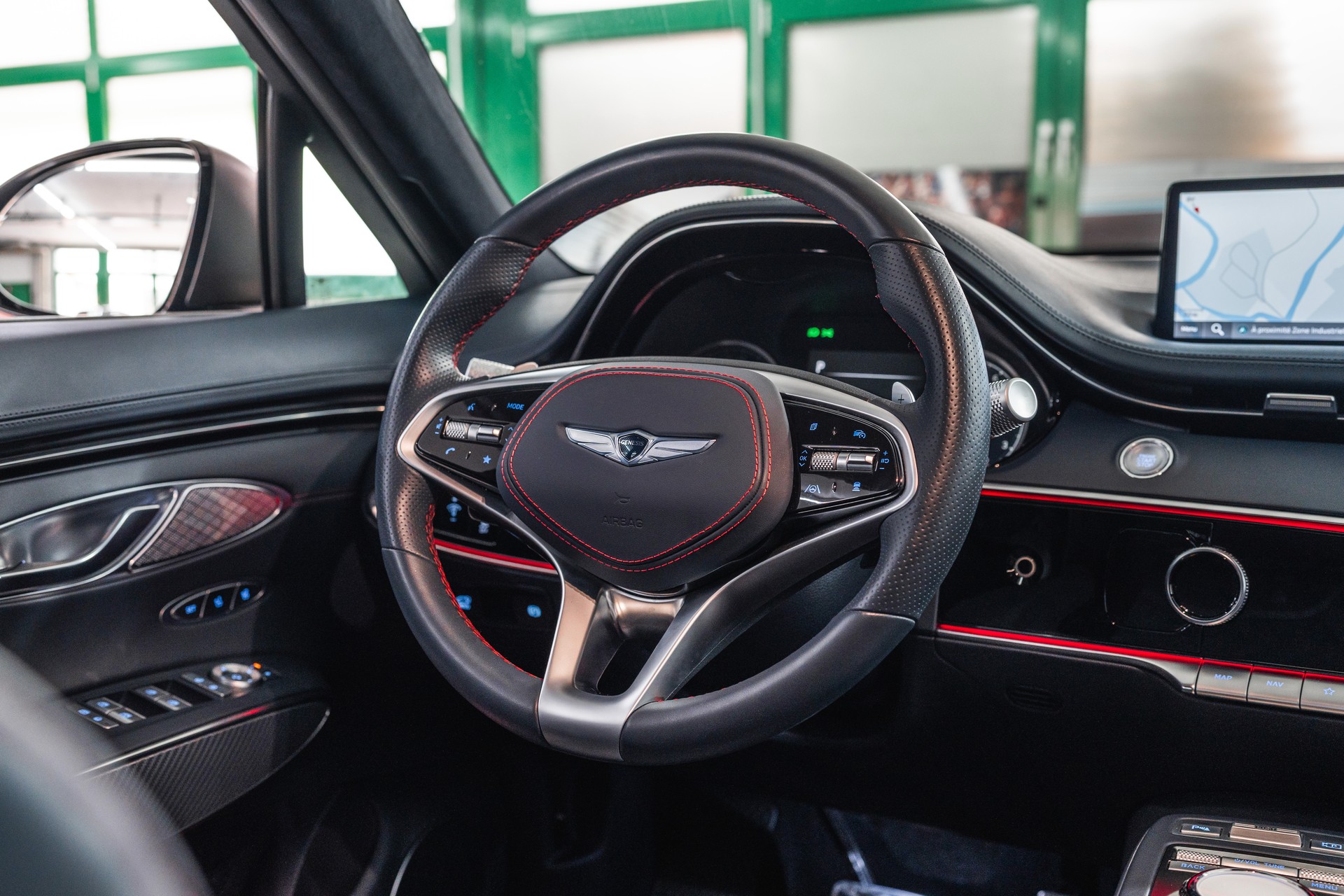 GENESIS GV70 2.5 TGDI Sport AT8 AWD-image-12