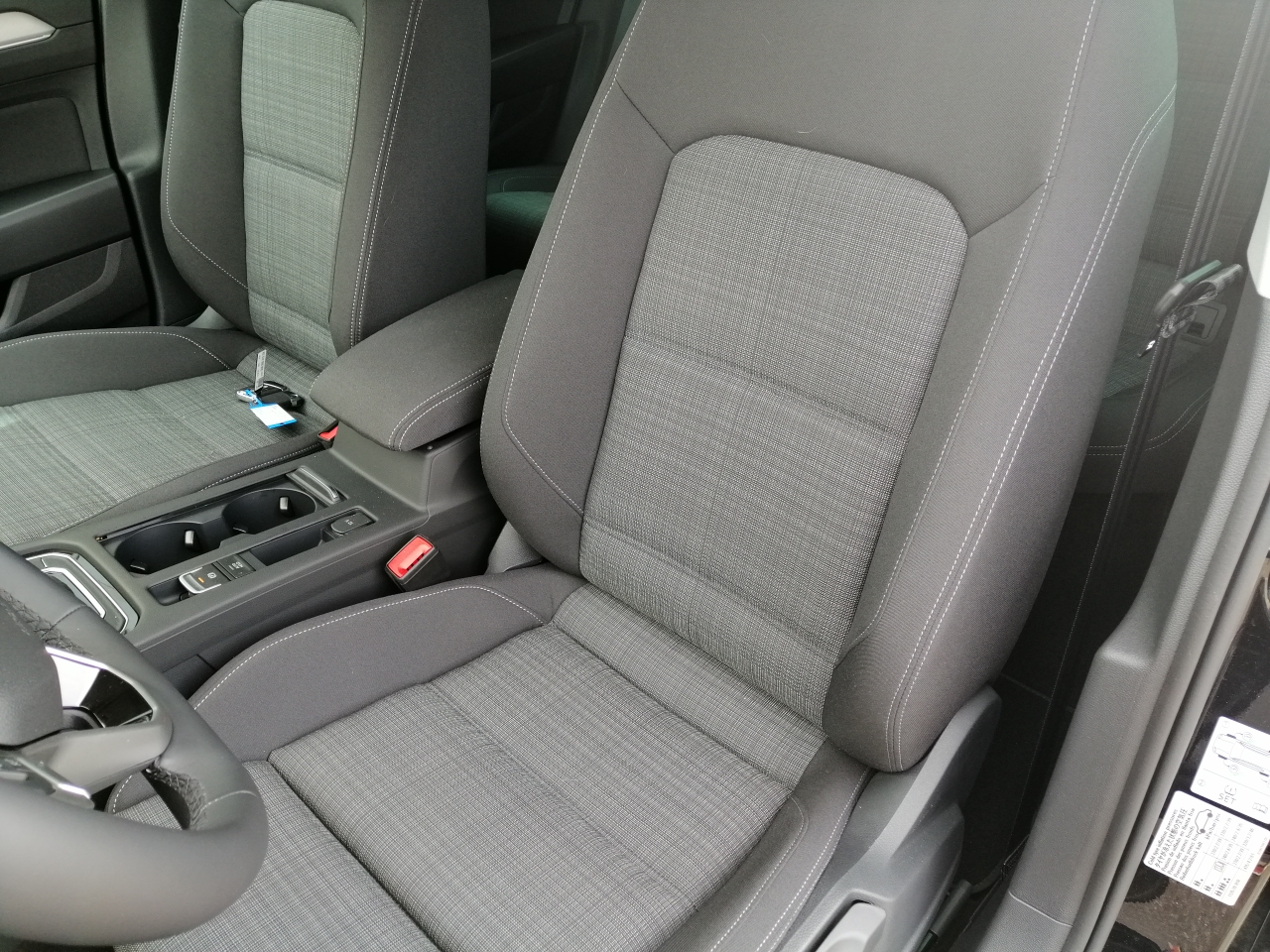 VW Passat Variant 2.0 TSI Business DSG-image-3