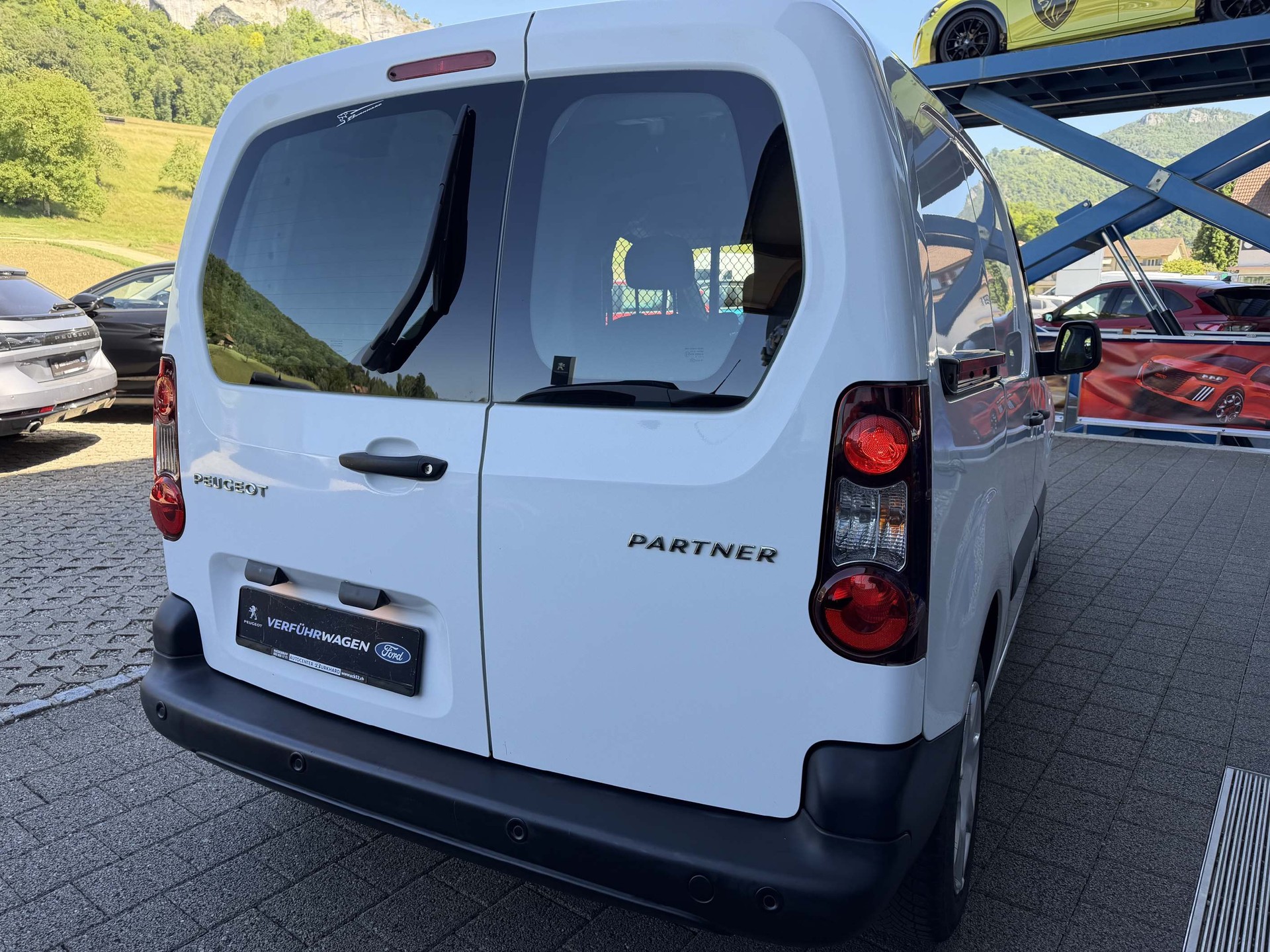 PEUGEOT Partner Kaw. L1 1.6 BlueHDI 100 Active-showroom-element-3