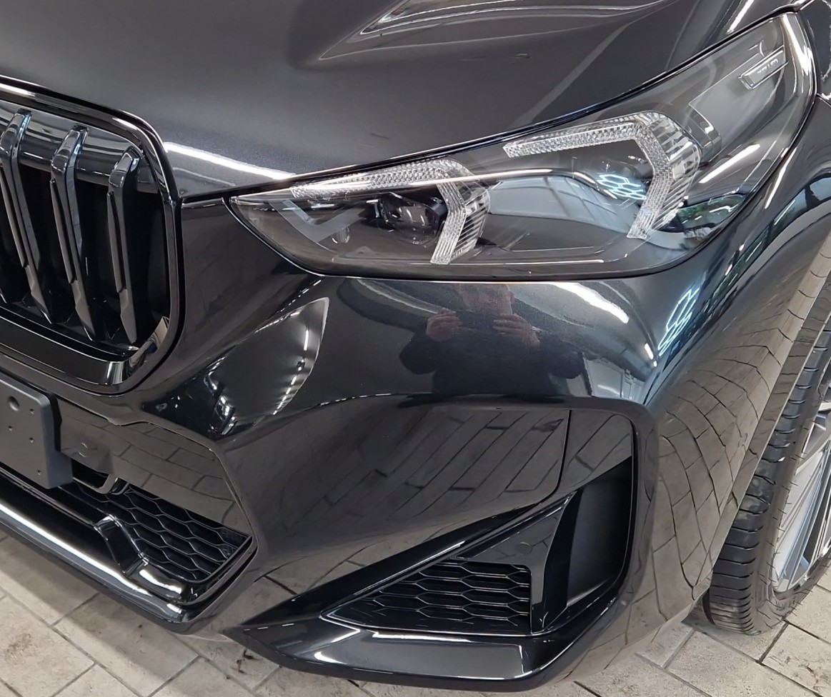 BMW X1 xDrive 23i 48V M Sport-image-25