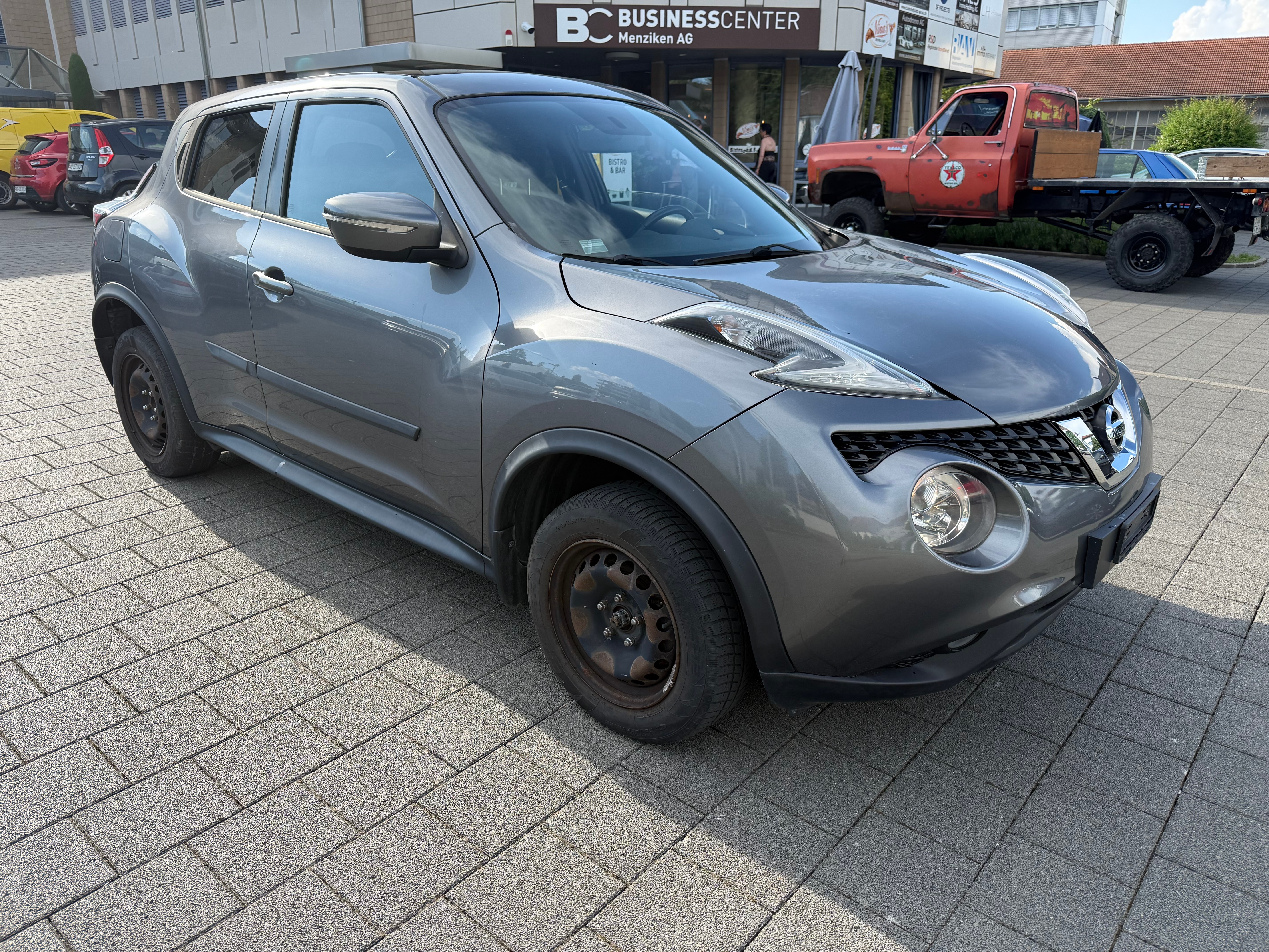Car photo