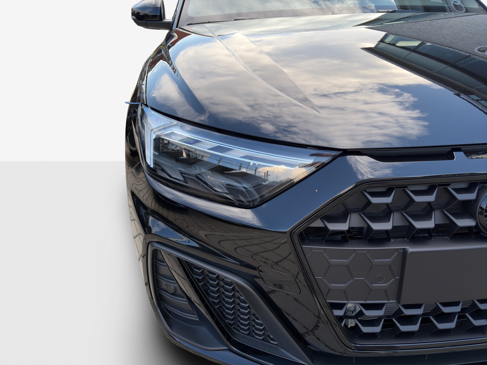 AUDI A1 Sportback 30 TFSI S Line Attraction S-tronic-image-15