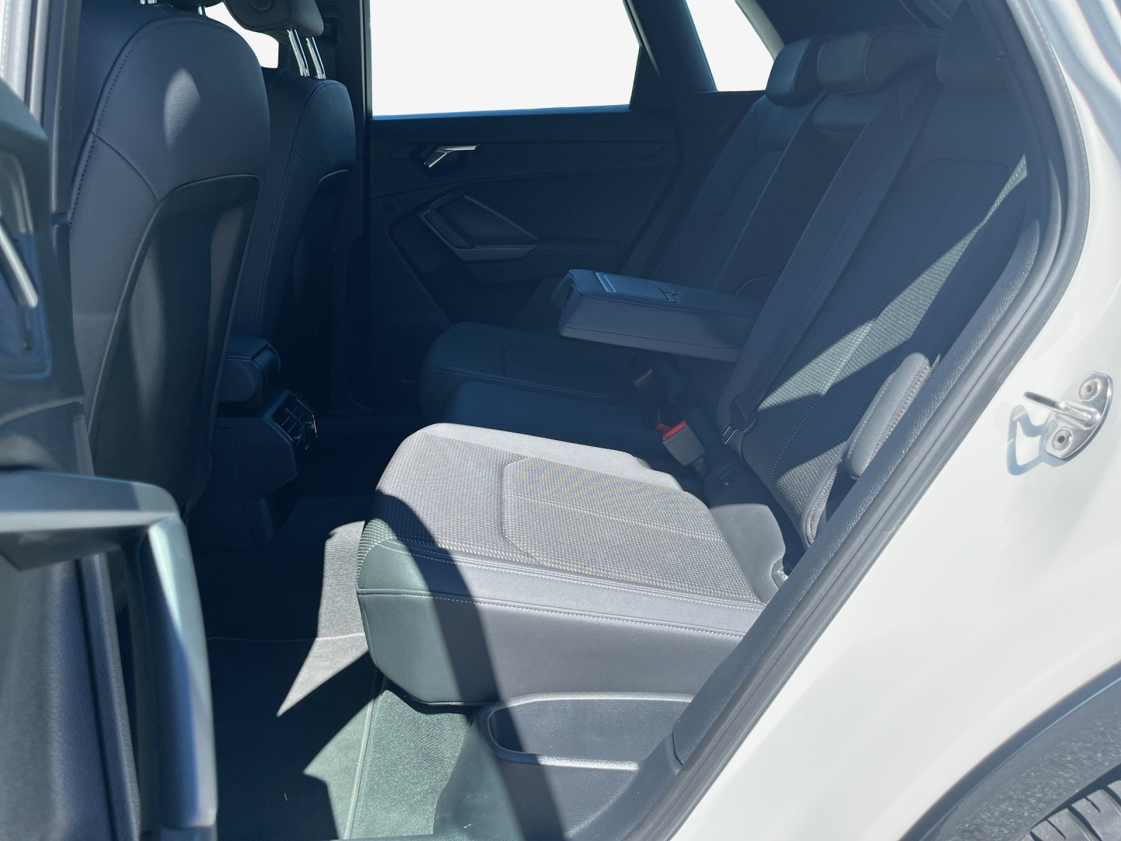 AUDI Q3 35 TFSI advanced Attraction S-tronic-image-11