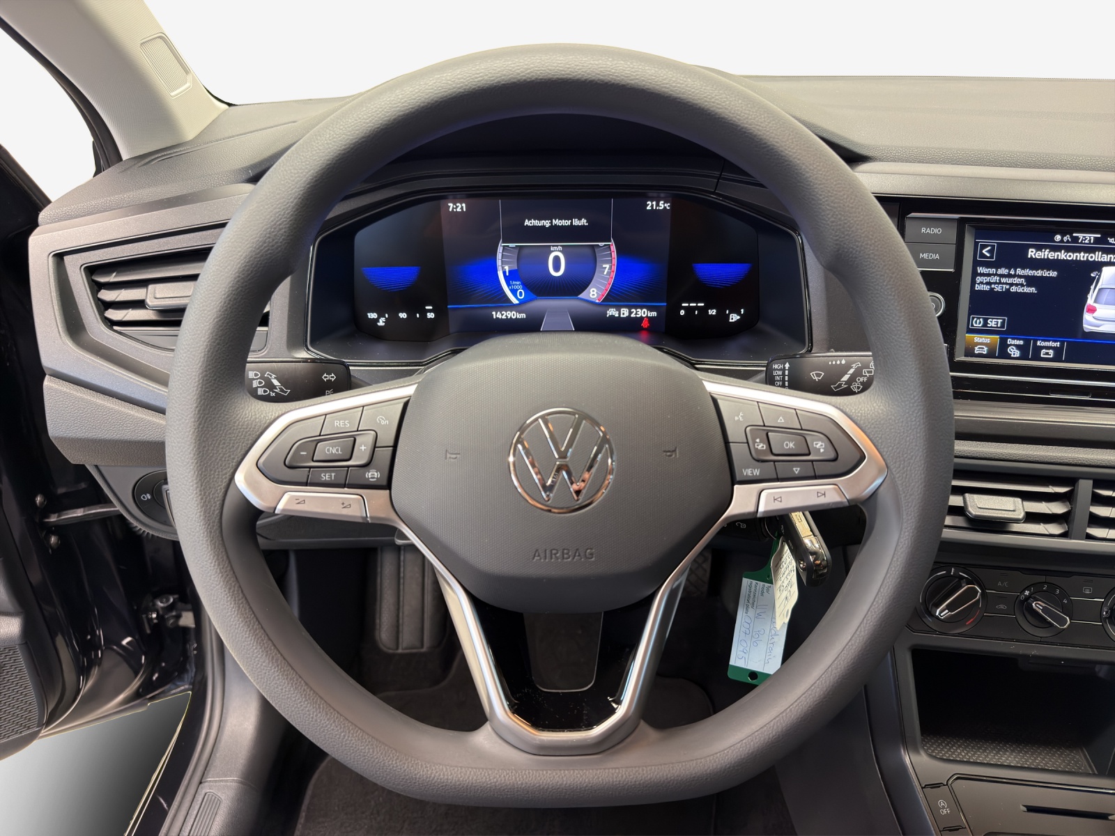 VW Polo 1.0 TSI Basis-image-9